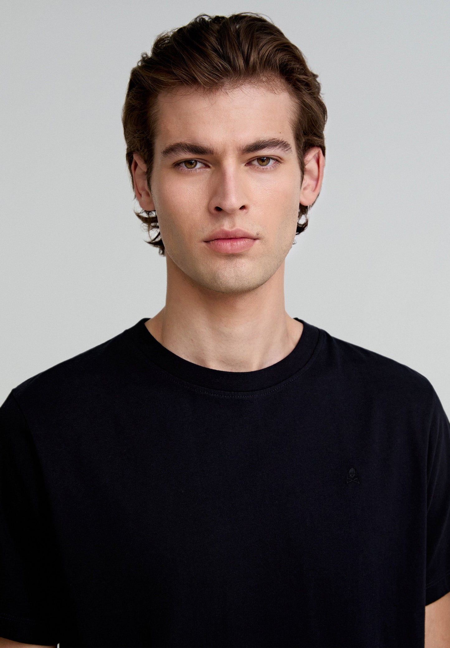 BASIC SKULL T-SHIRT