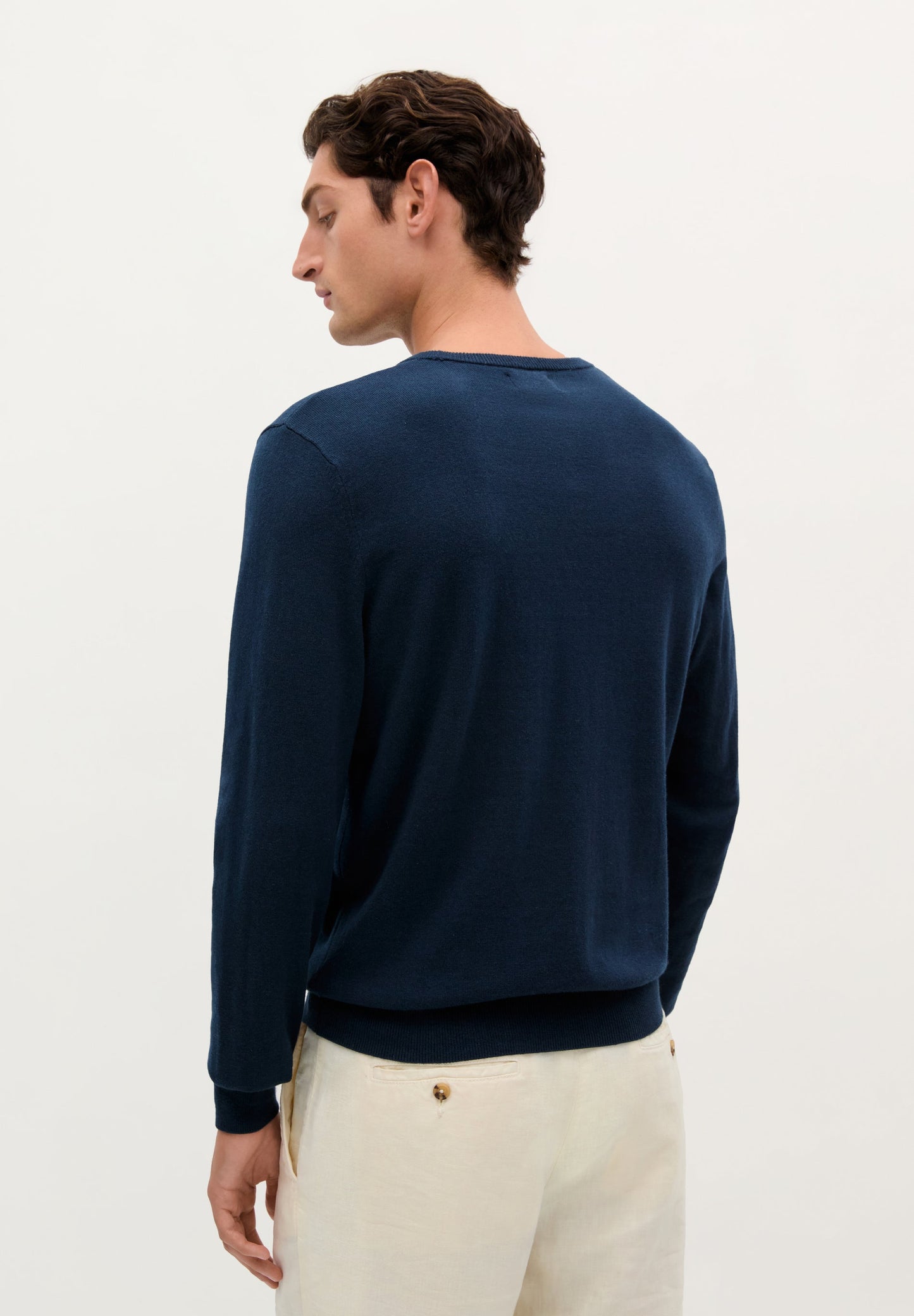 ROUND NECK SWEATER WITH SKULL