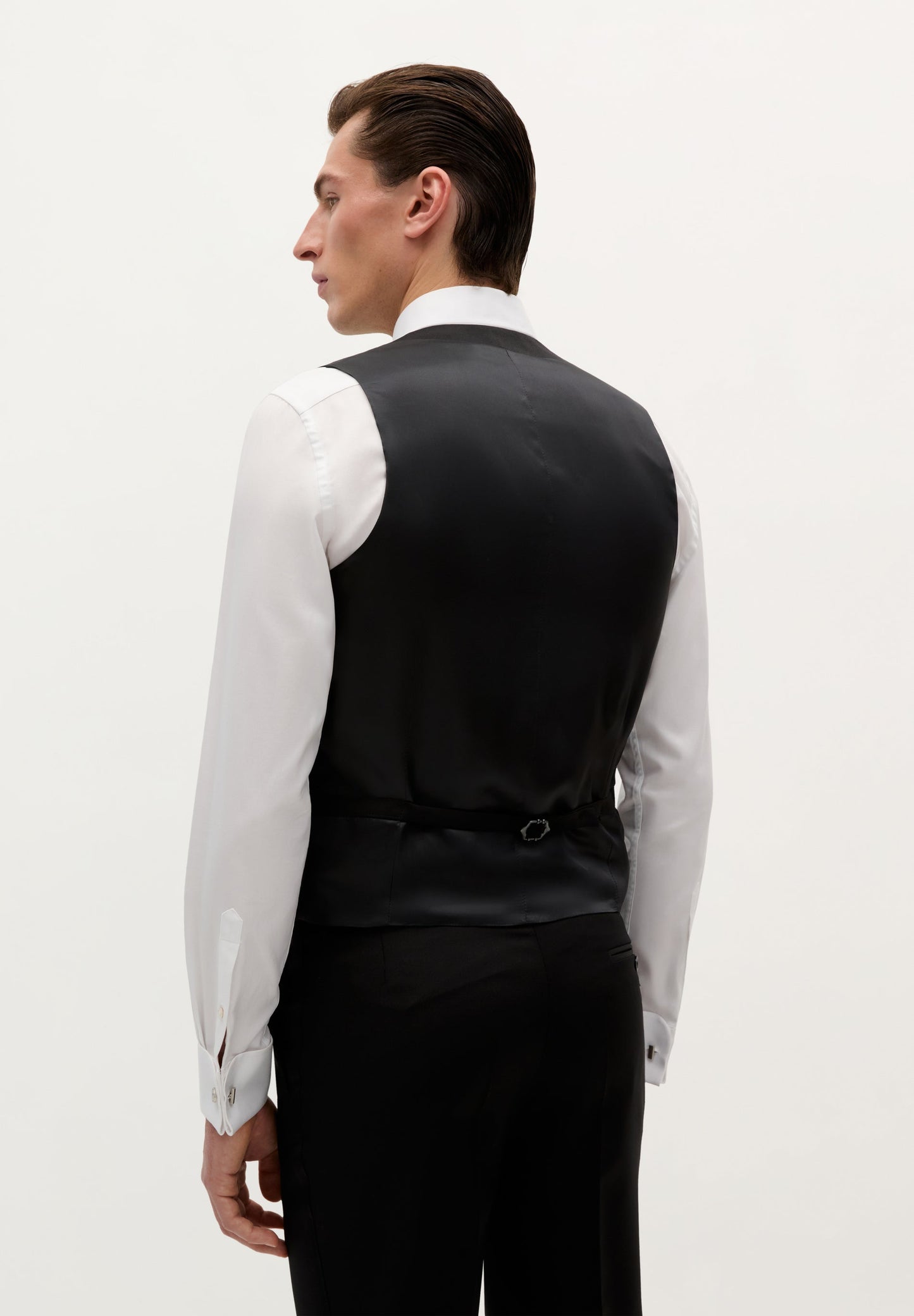 DINNER SUIT