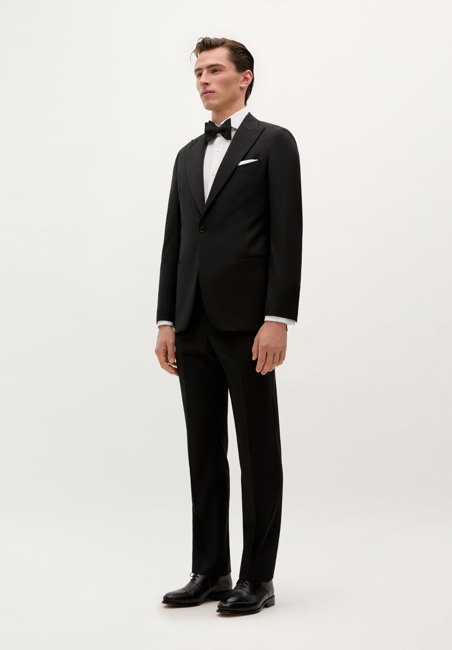 DINNER SUIT