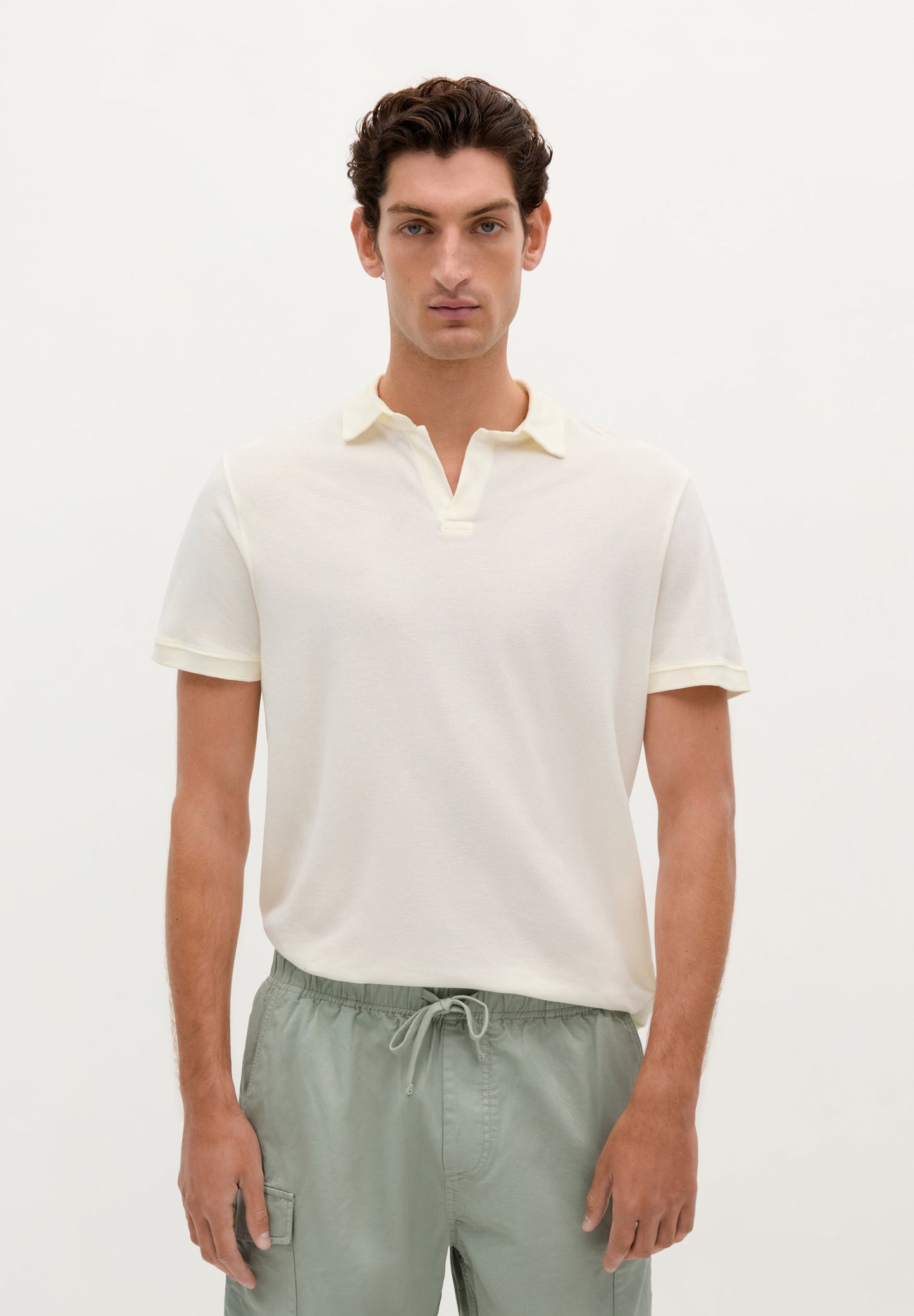 LIGHTWEIGHT PIQUÉ POLO SHIRT