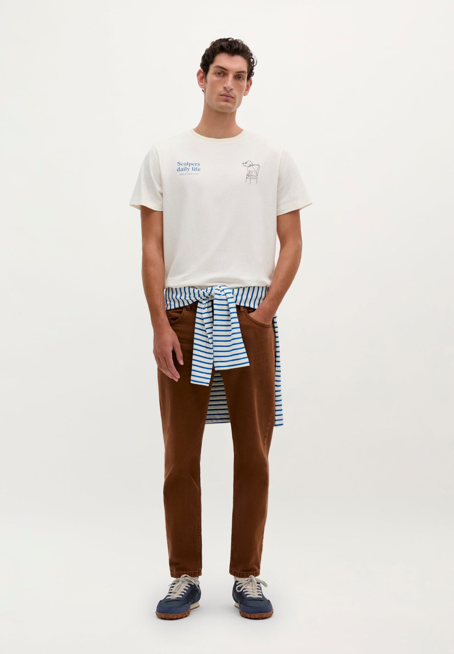 T-SHIRT WITH FRONT PRINT