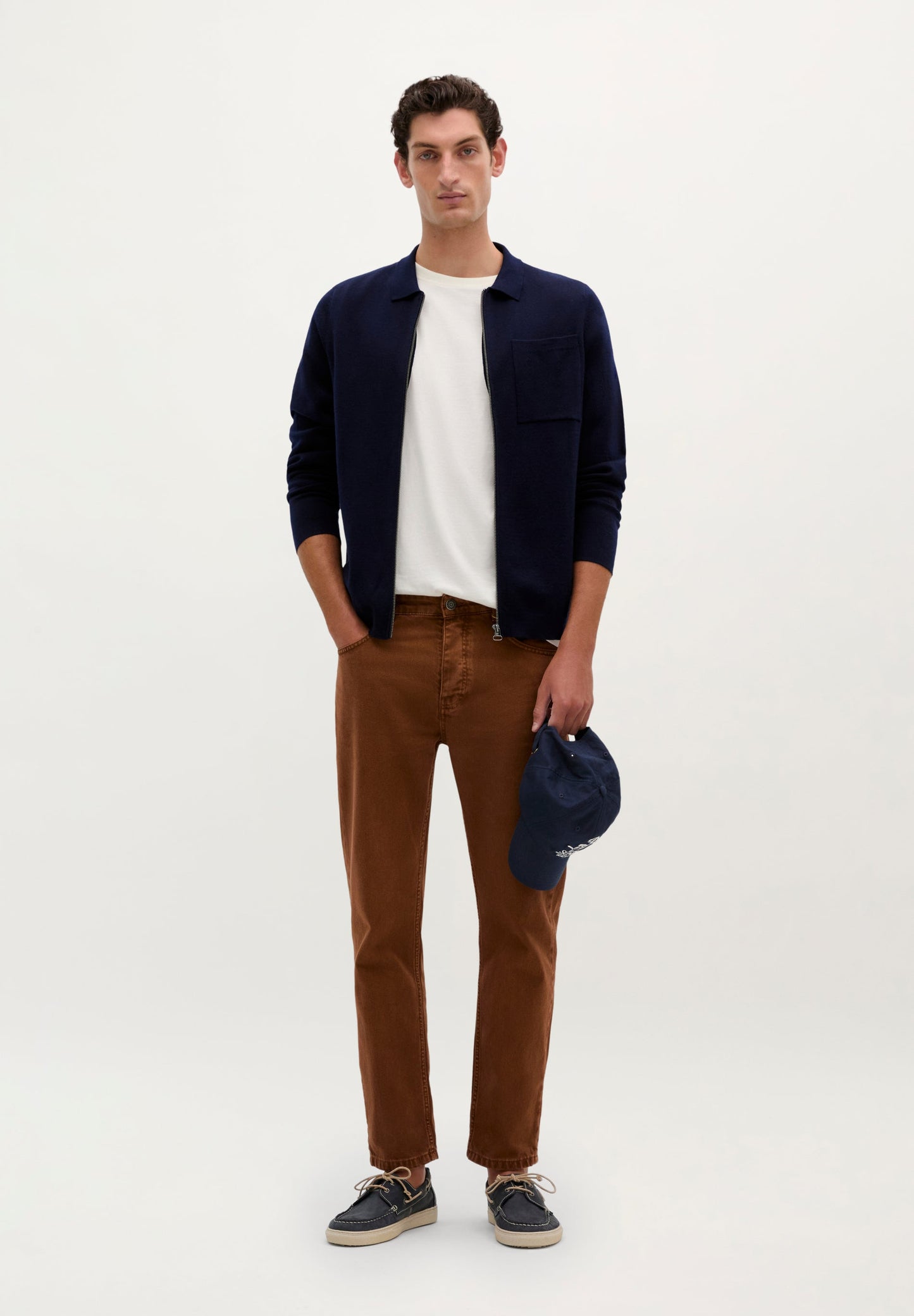 PREMIUM ZIP-UP KNITTED CARDIGAN