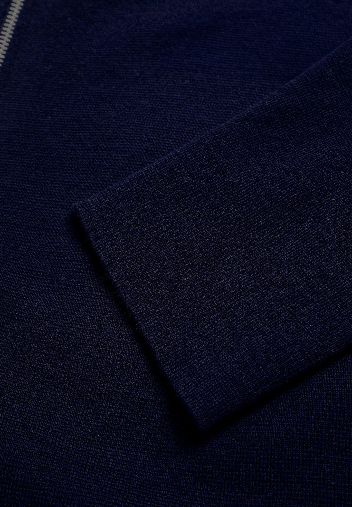 PREMIUM ZIP-UP KNITTED CARDIGAN