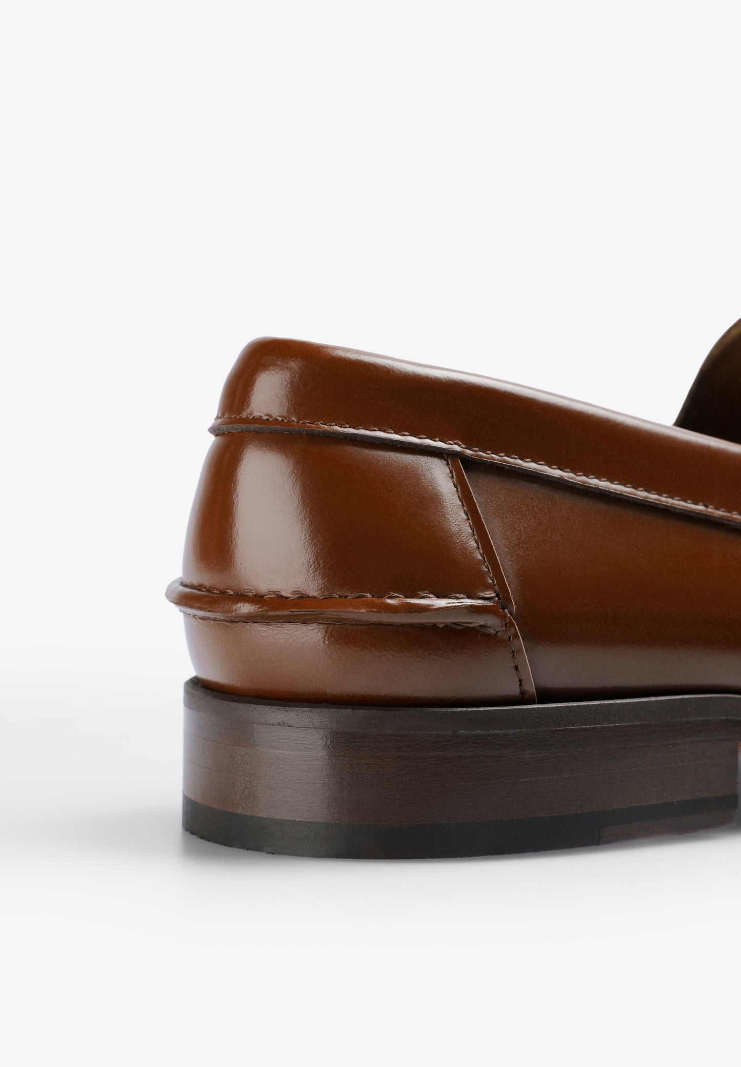 100% LEATHER LOAFERS