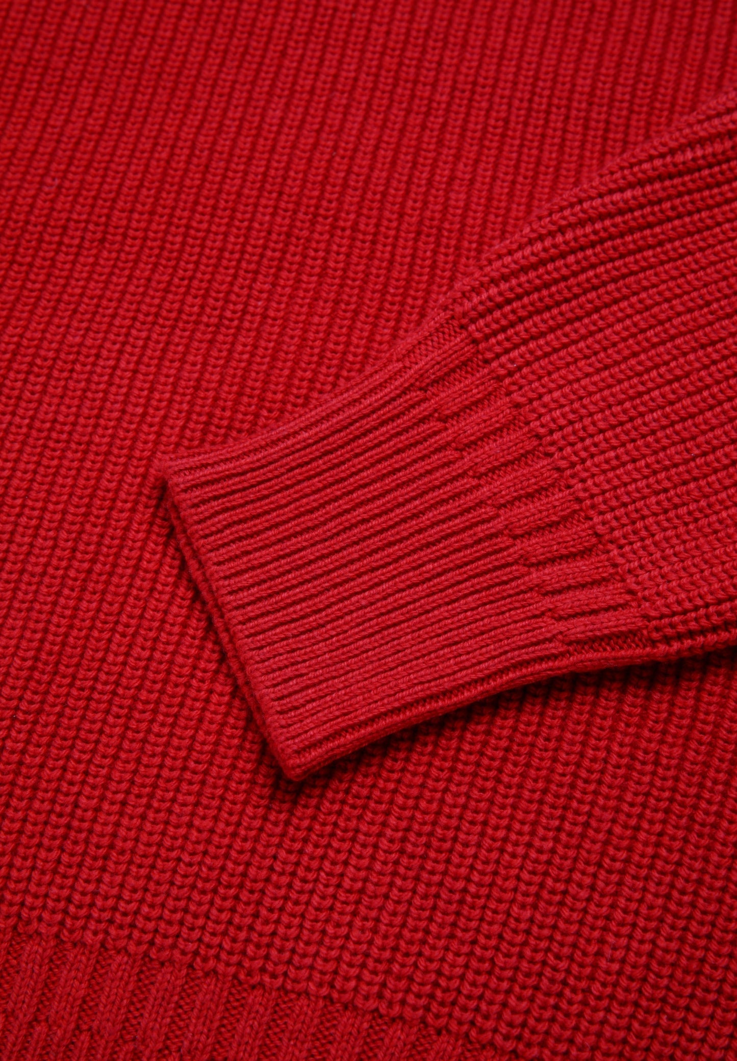 HIGH NECK RIBBED SWEATER