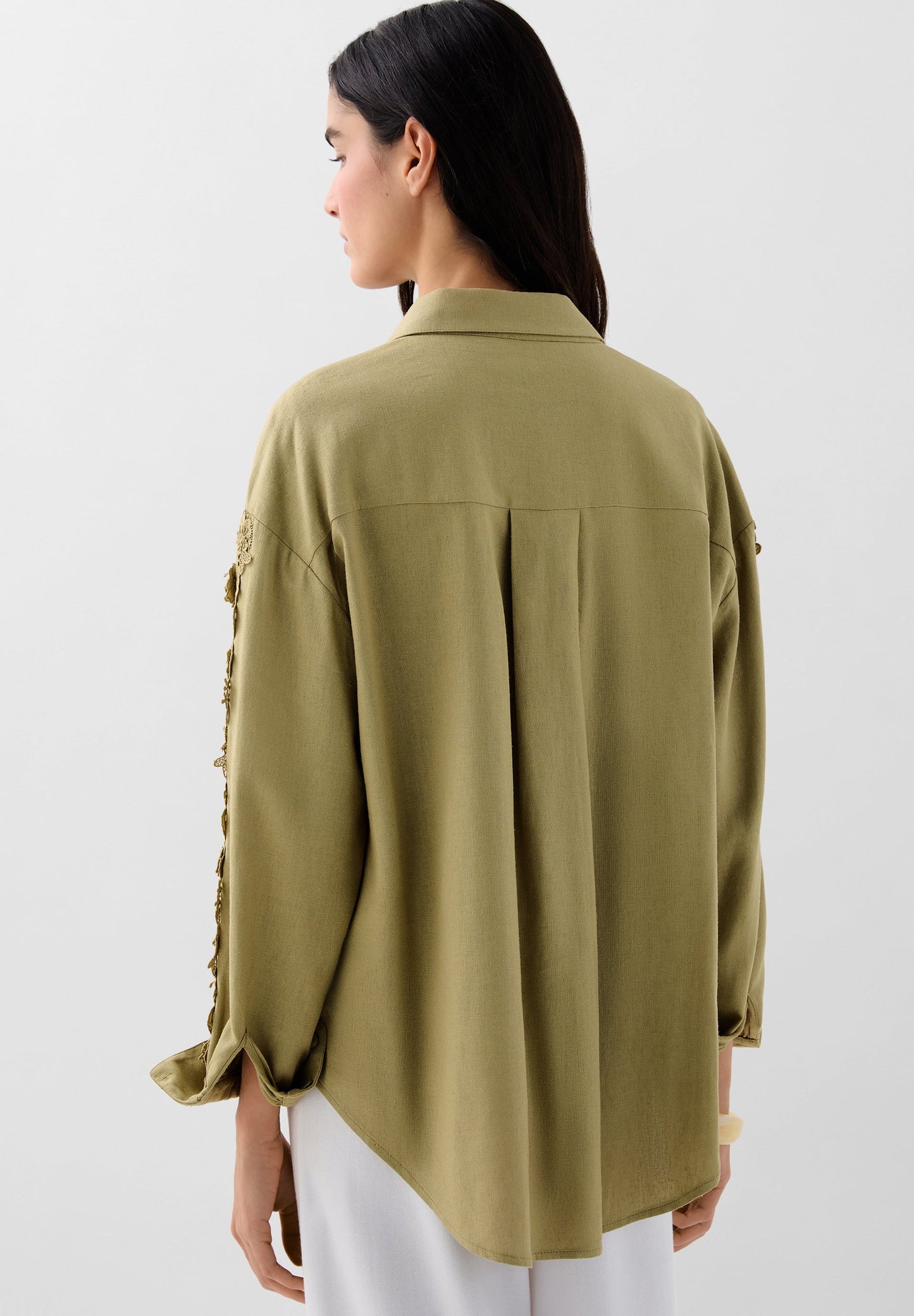 LACE DETAIL SHIRT