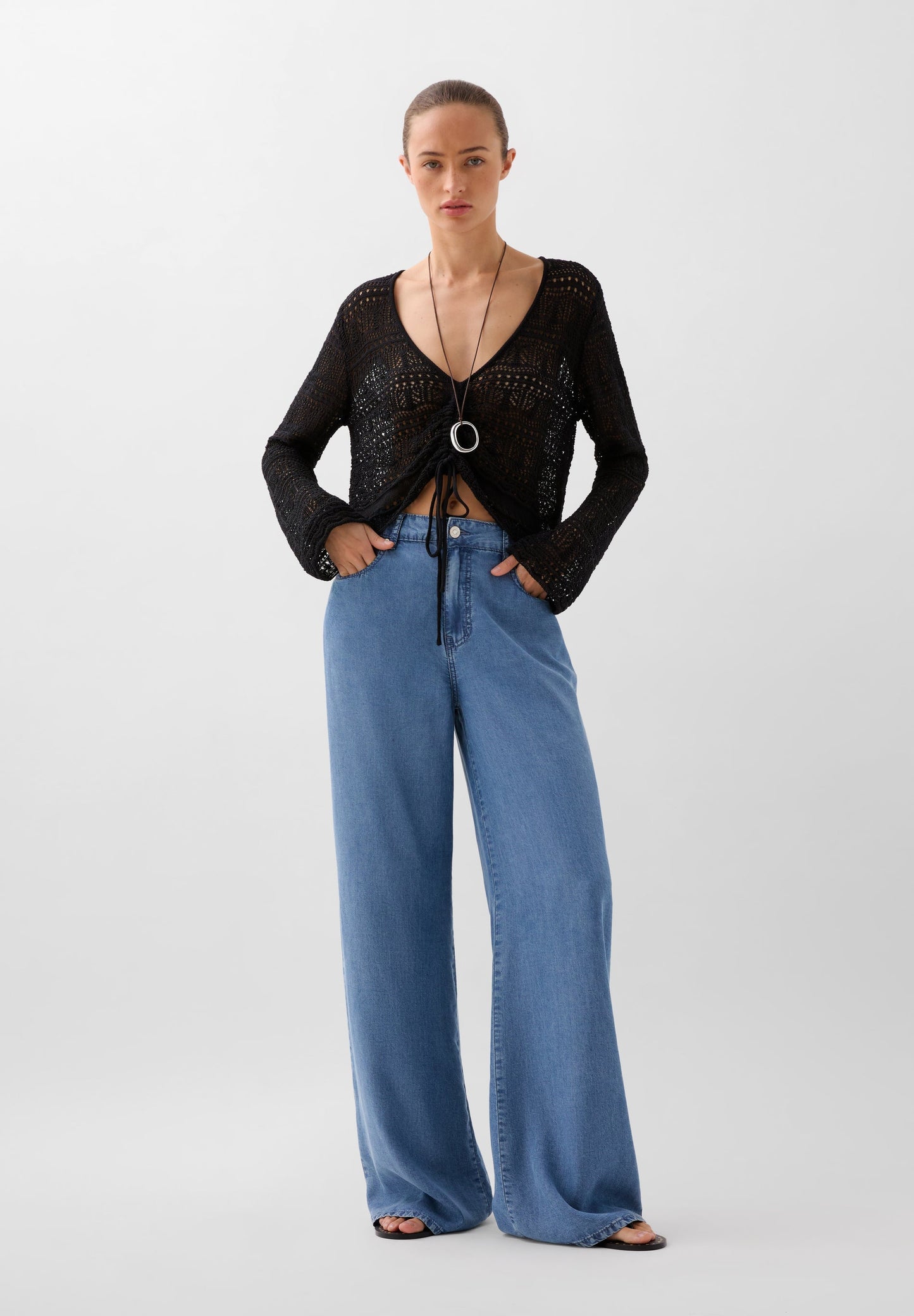 RUCHED KNIT SWEATER