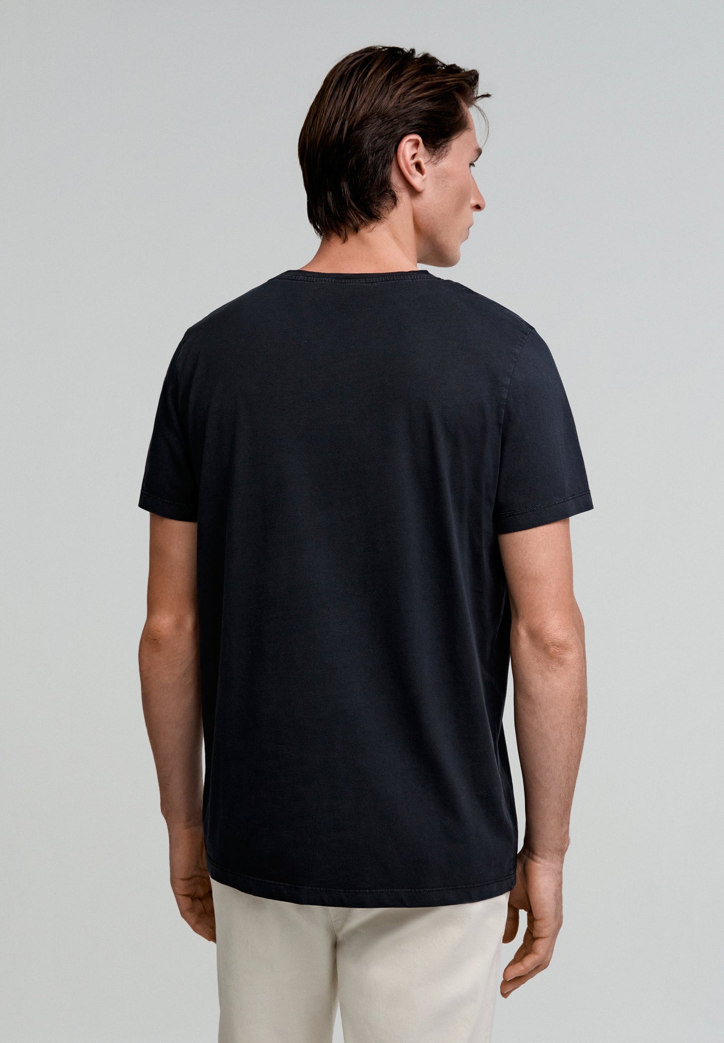 FADED T-SHIRT WITH EMBROIDERED SKULL