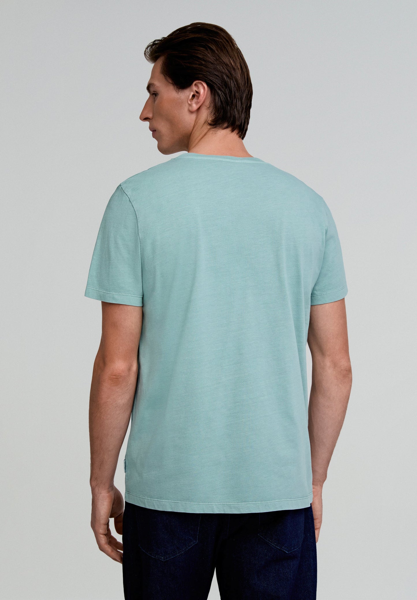 FADED T-SHIRT WITH EMBROIDERED SKULL