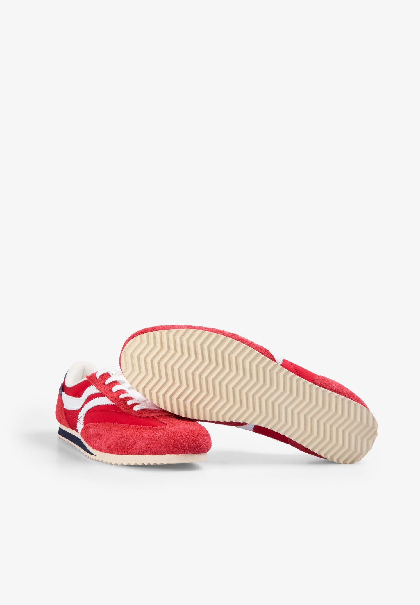 RETRO SNEAKERS
