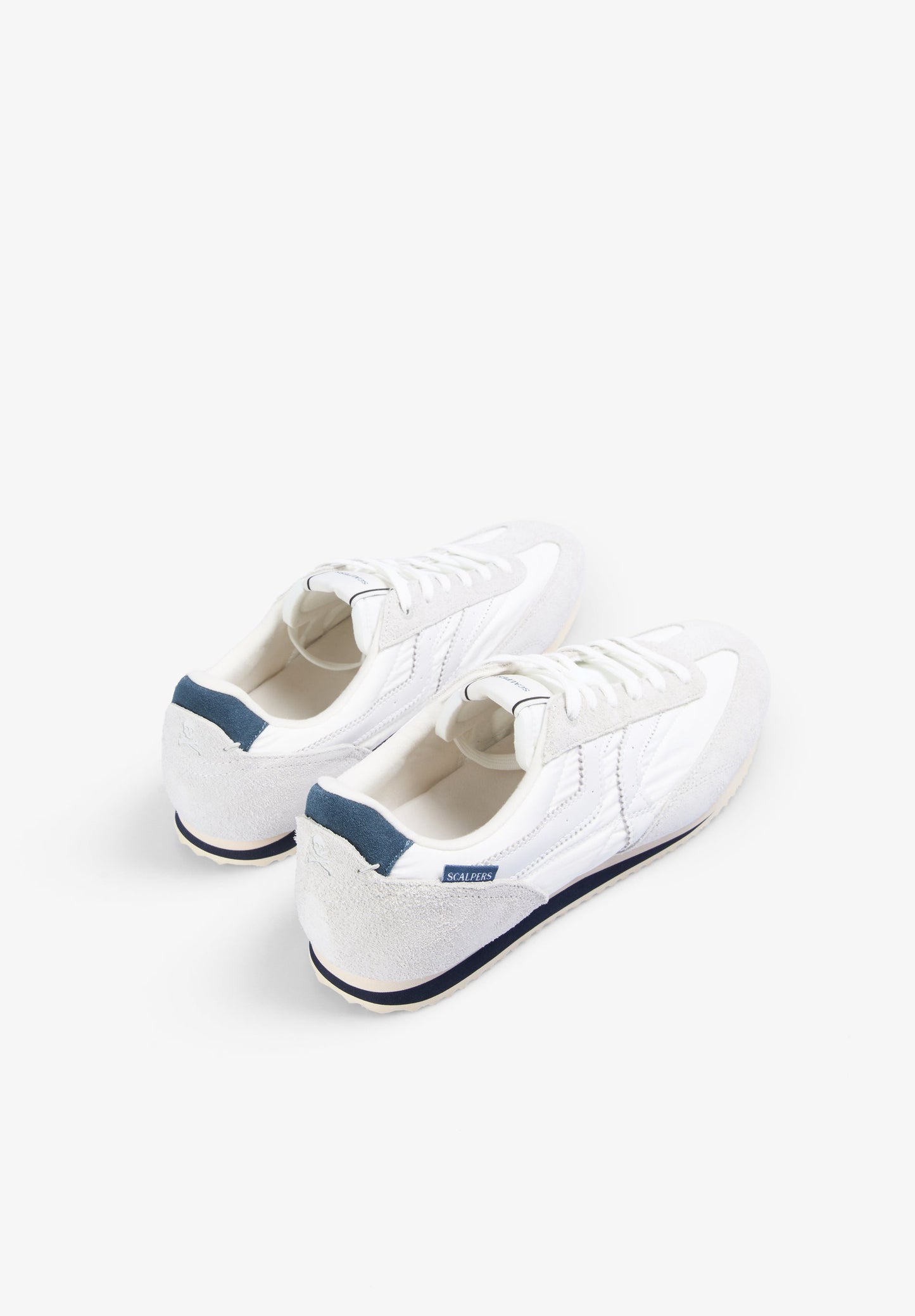 RETRO SNEAKERS