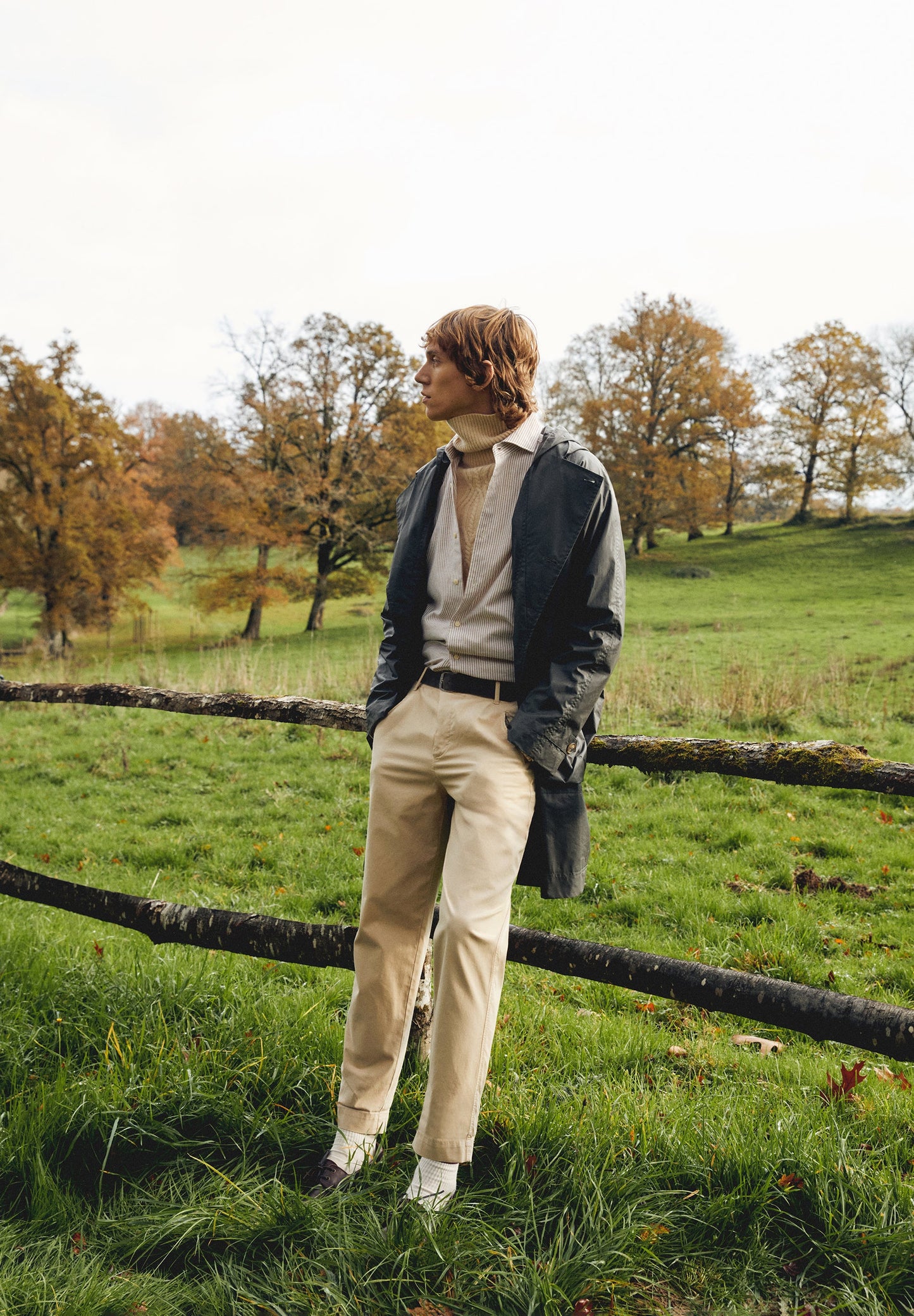 PREMIUM LIGHTWEIGHT DARTED TROUSERS