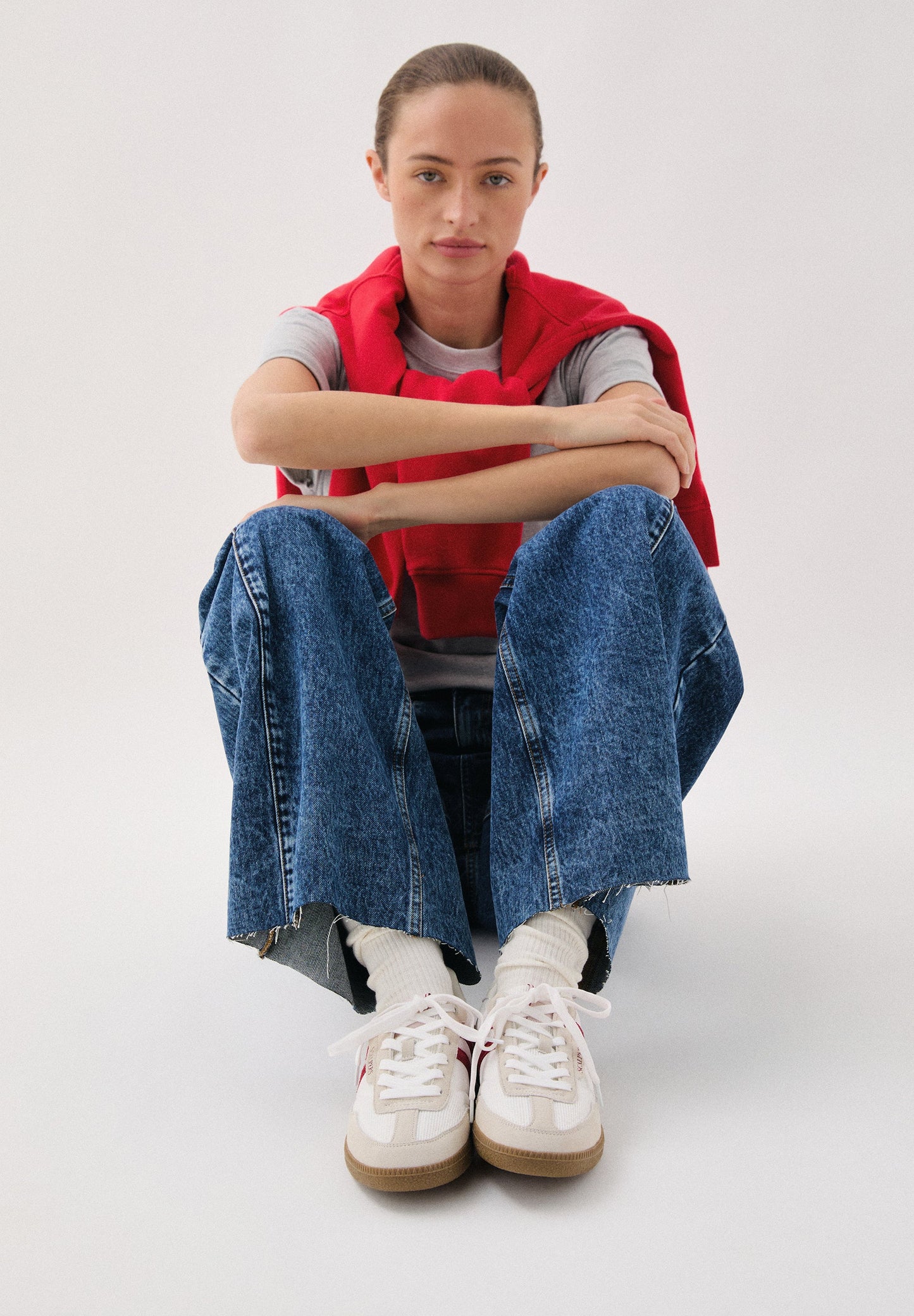 RETRO SNEAKERS