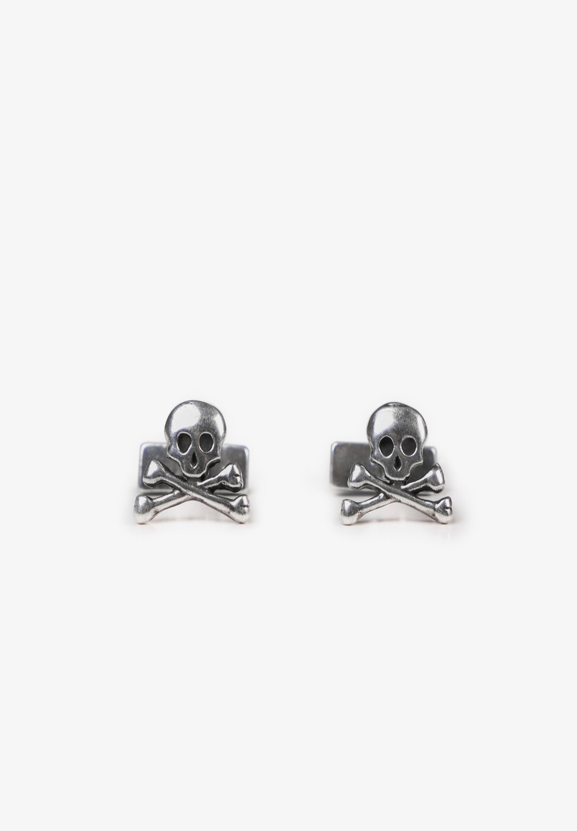 SILVER SKULL CUFFLINKS