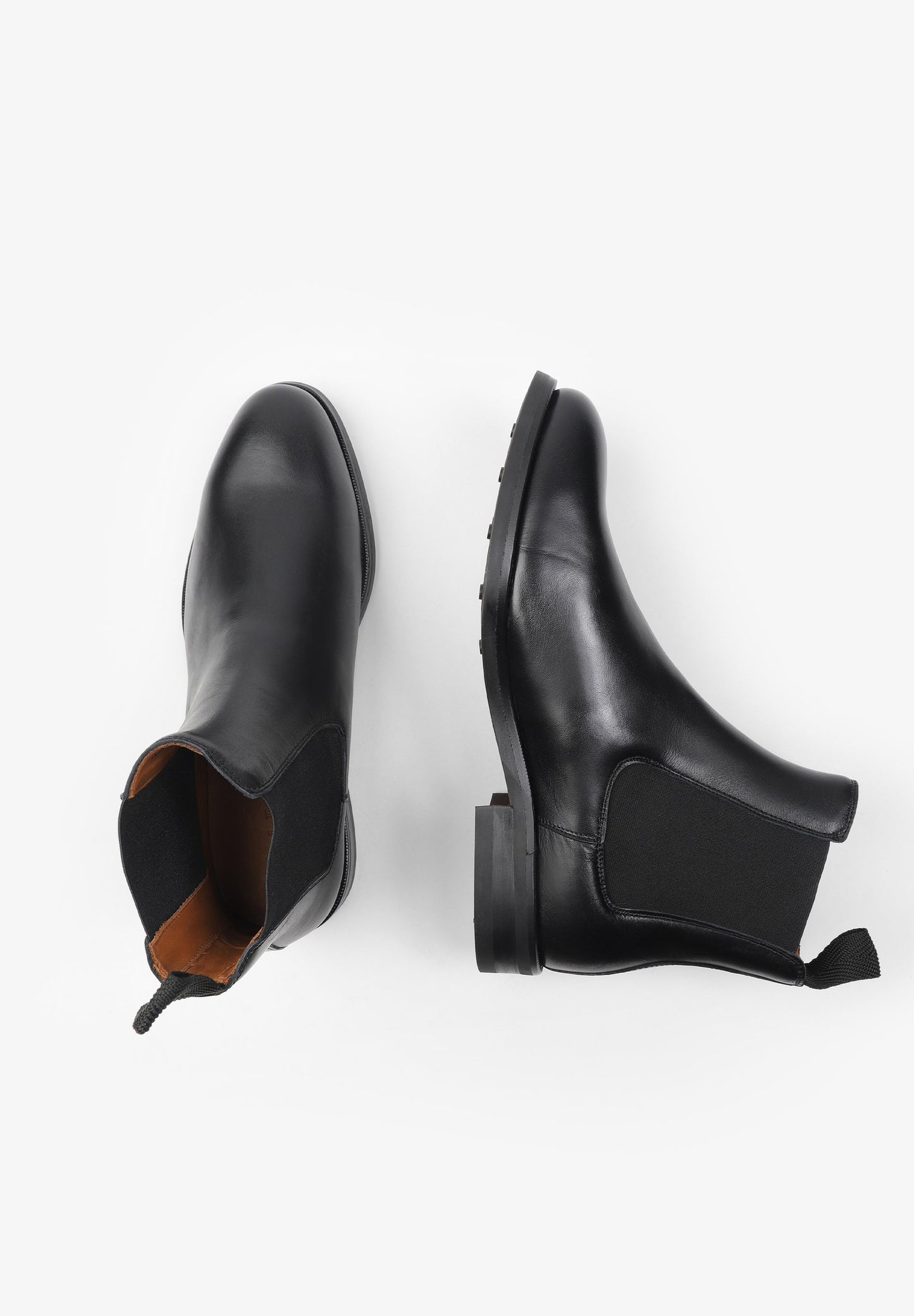 LEATHER CHELSEA BOOTS