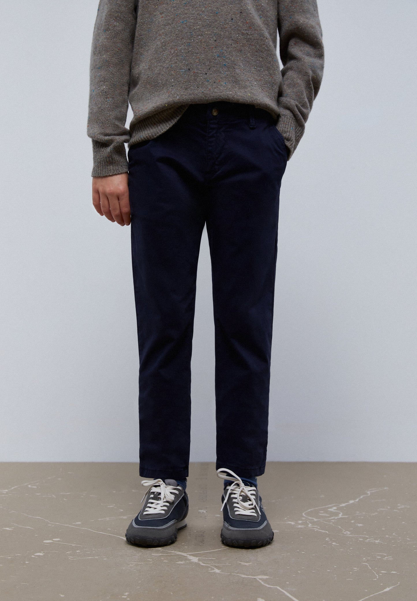 REGULAR FIT CHINO TROUSERS