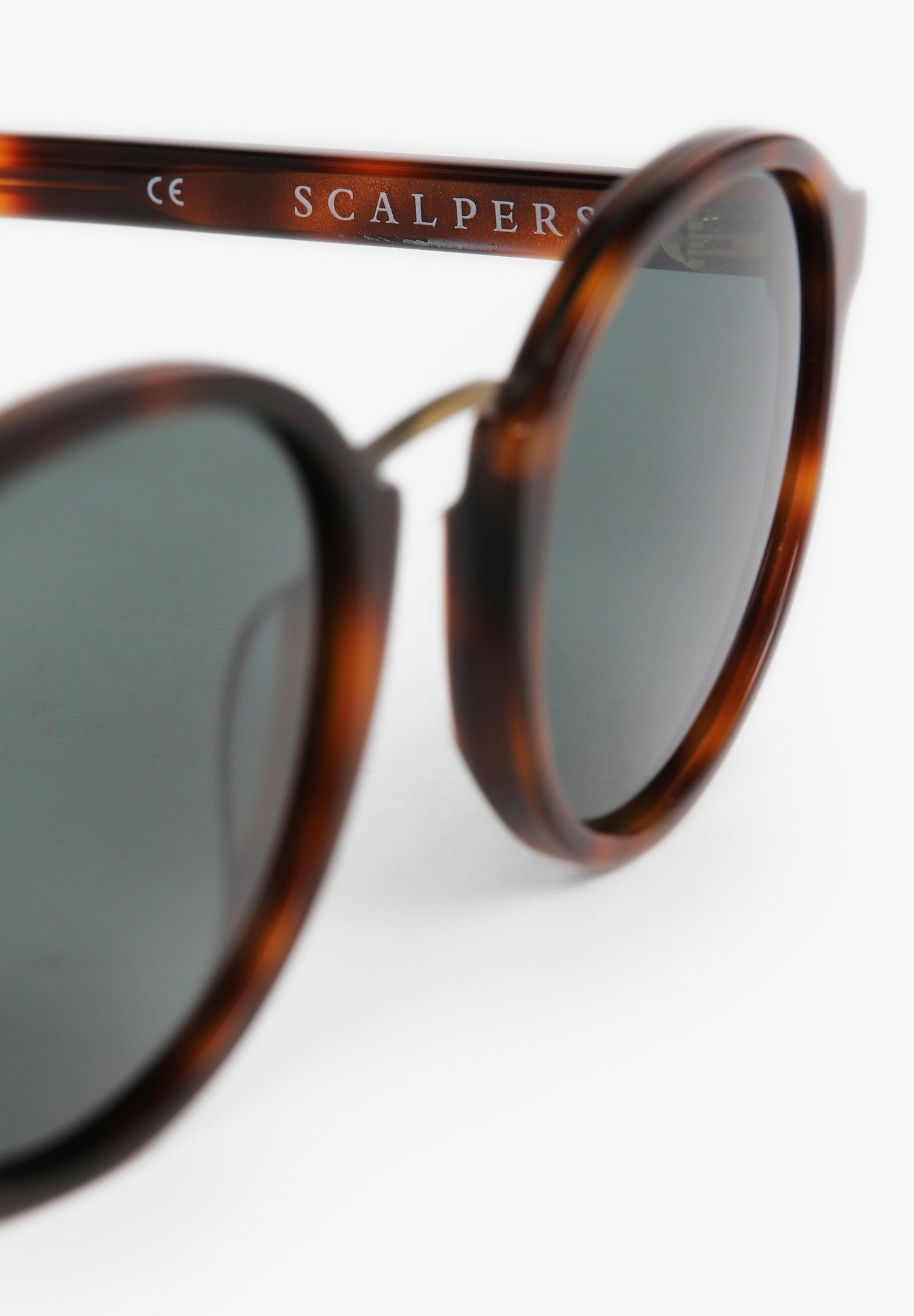 FINE TORTOISESHELL SUNGLASSES