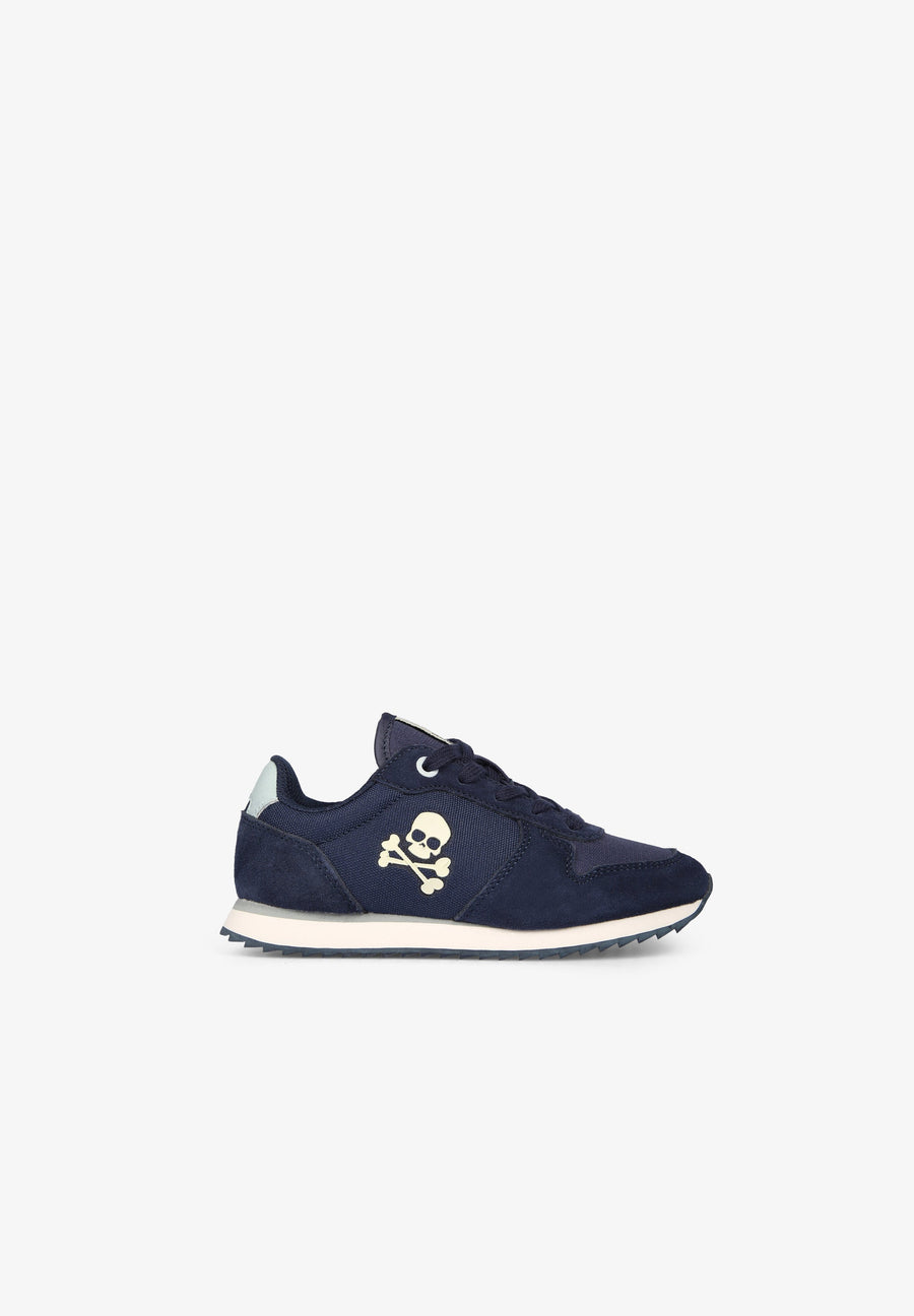 SNEAKERS WITH SKULL INSIGNIA