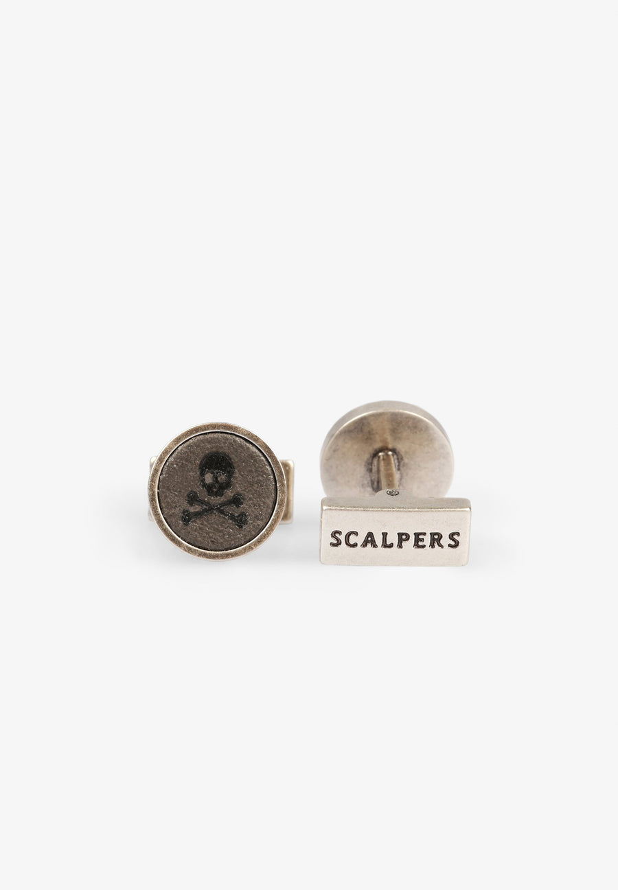 CUFFLINKS WITH CONTRAST SKULL