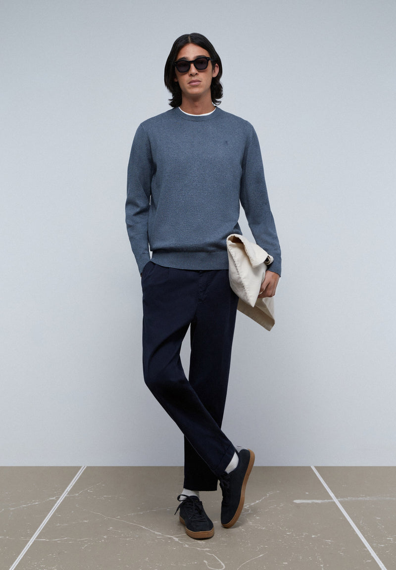 ROUND NECK SWEATER WITH SKULL