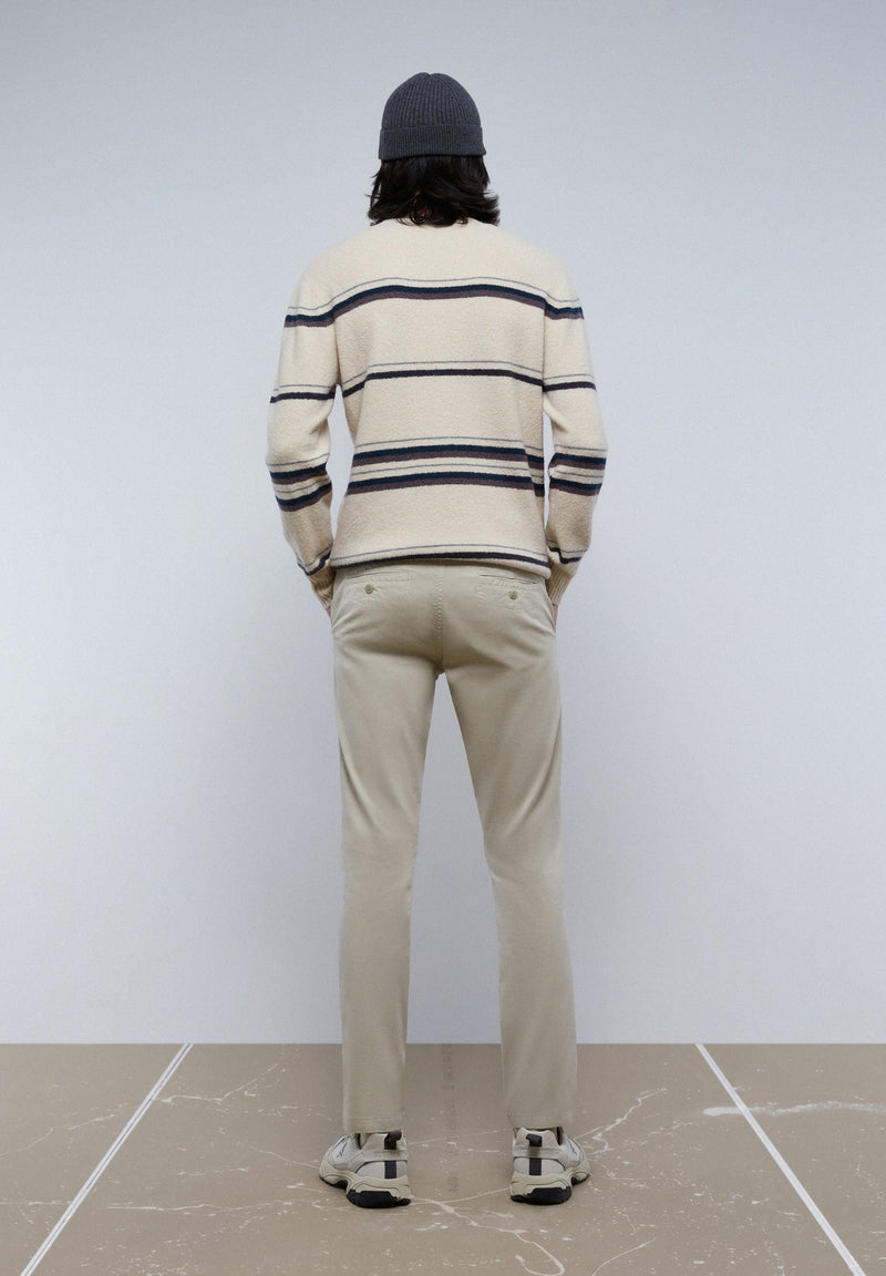 CASUAL CHINO TROUSERS