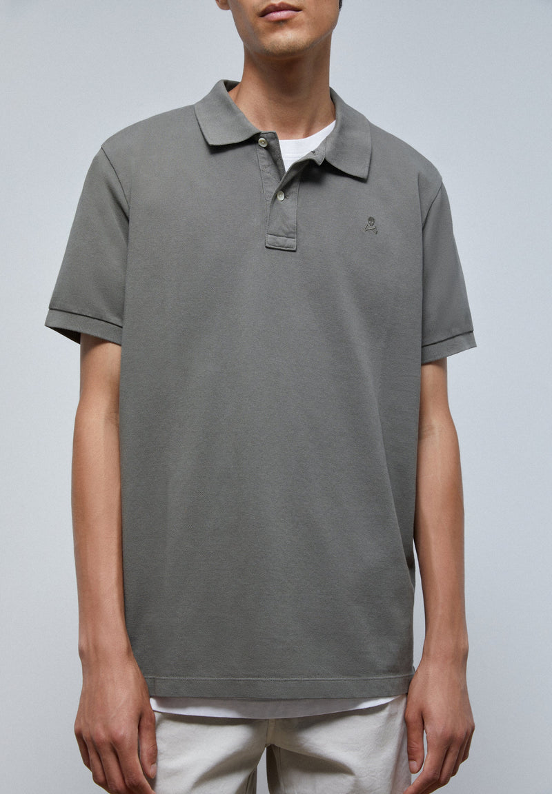BASIC POLO SHIRT WITH SKULL DETAIL