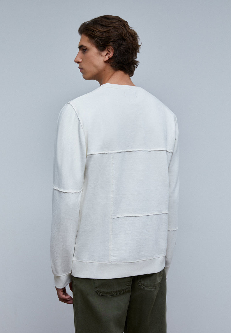 LABELLED CUT-OUT SWEATSHIRT