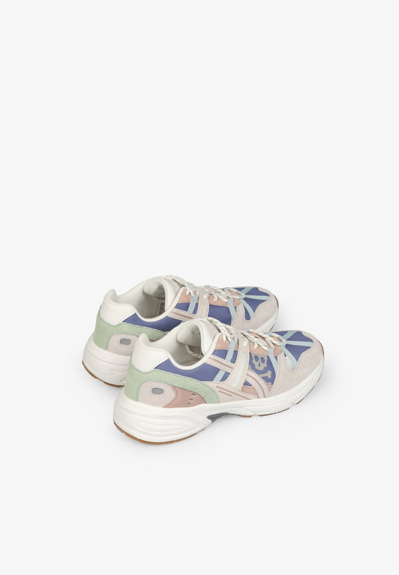 CONTRAST OUTDOOR SNEAKERS