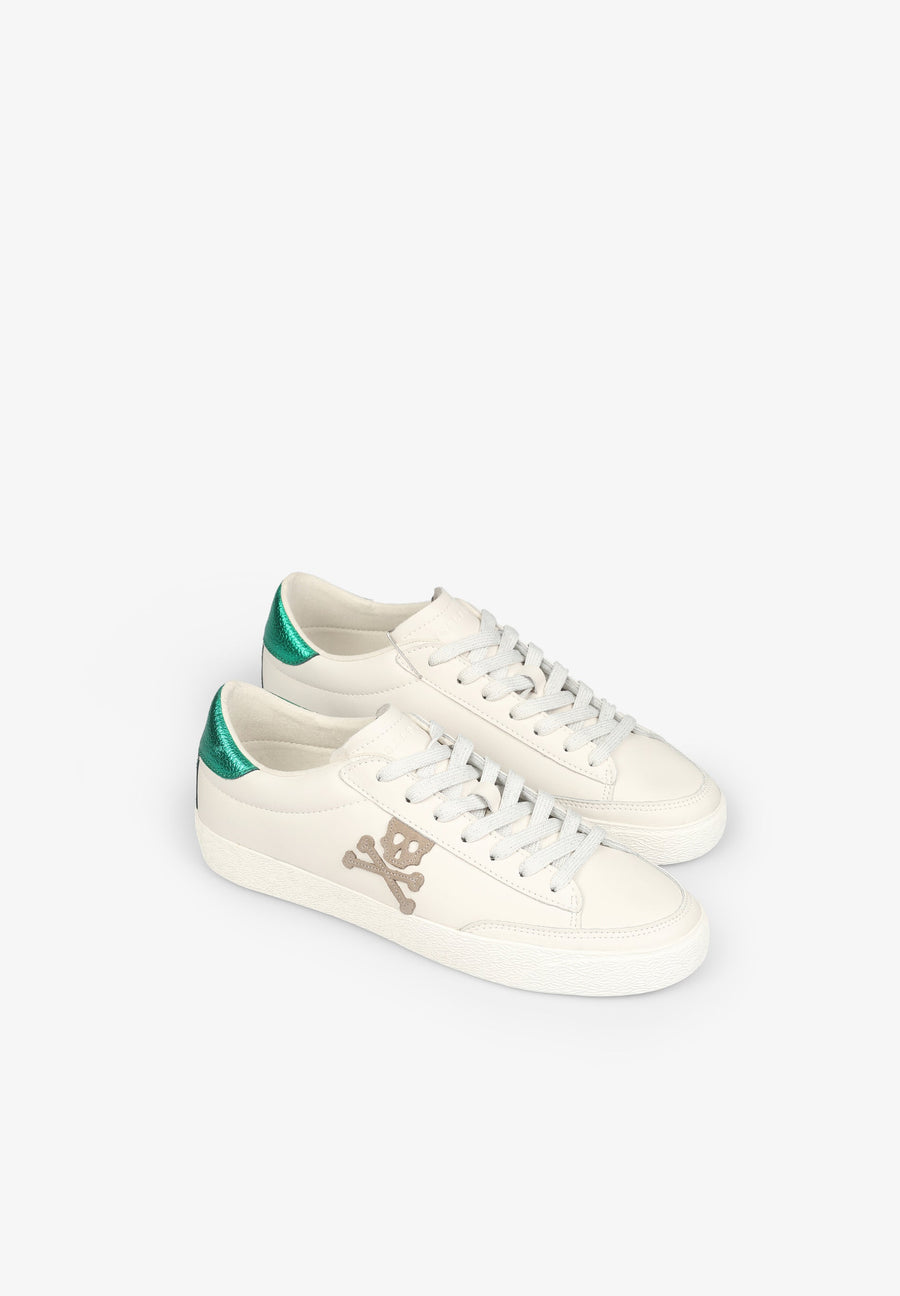 LOW TOP SNEAKERS WITH METALLIC DETAILS