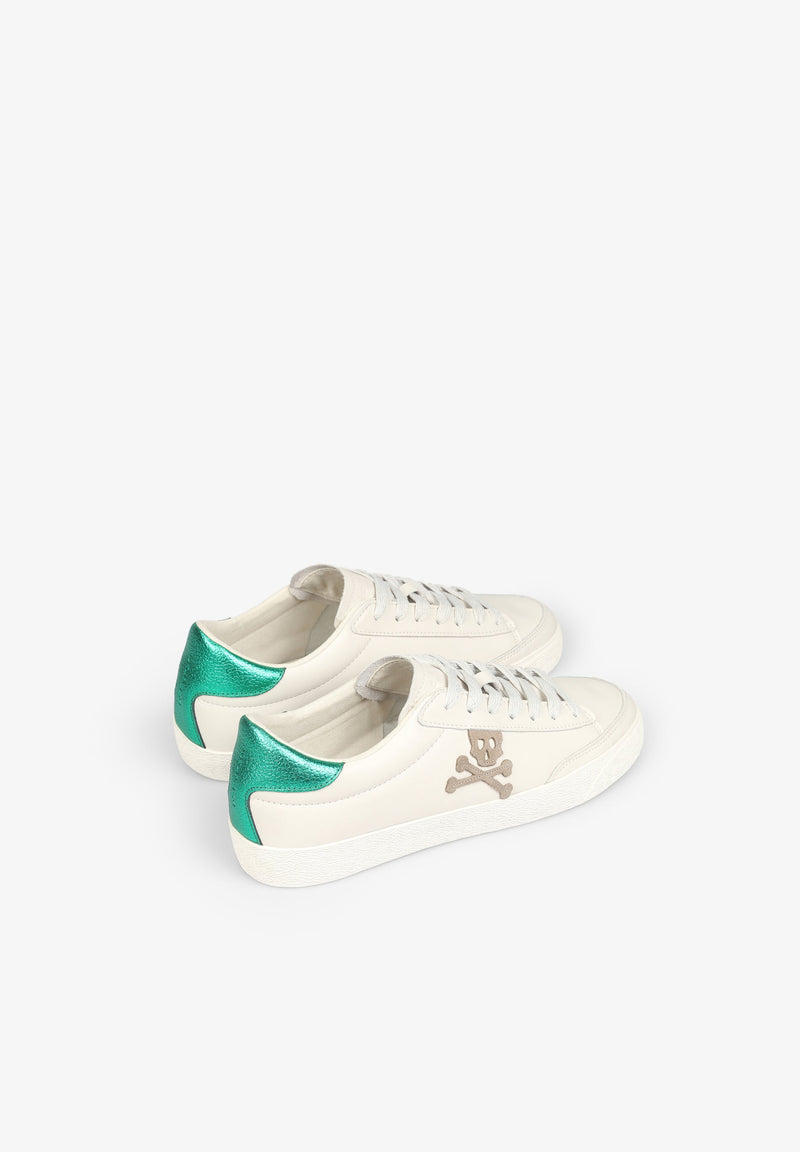 LOW TOP SNEAKERS WITH METALLIC DETAILS