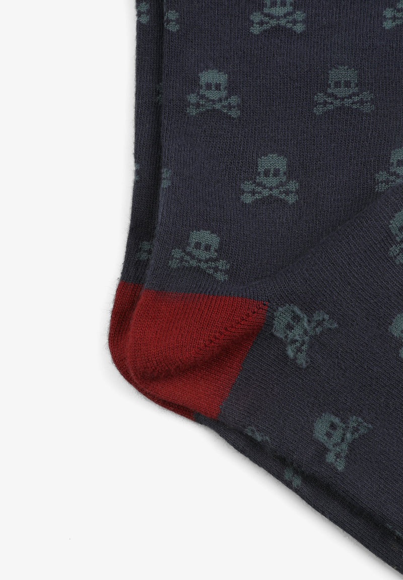 ALL-OVER SKULLS SOCKS