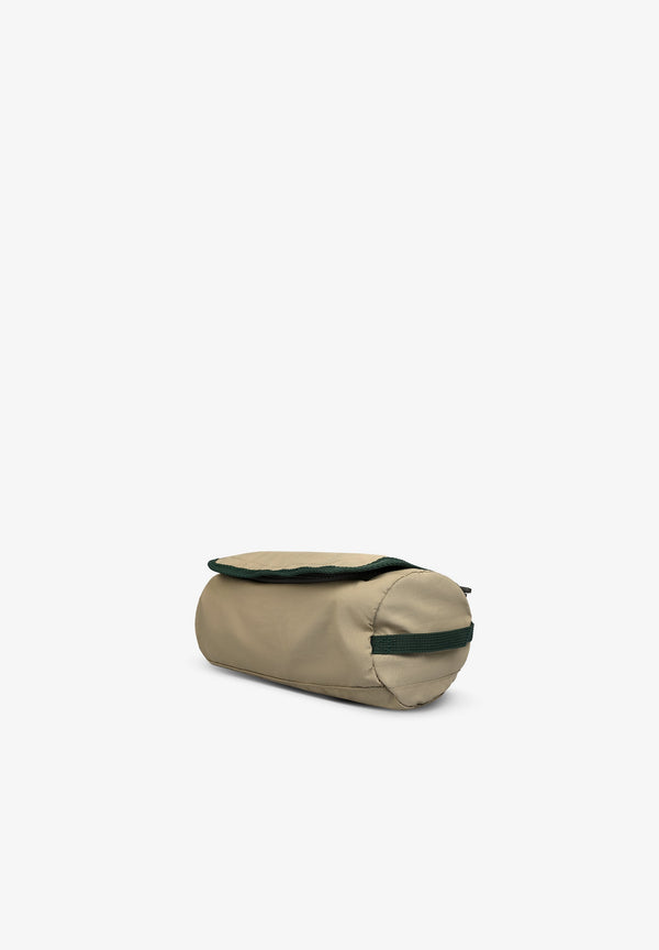 TOILETRY BAG WITH FLAP FASTENING