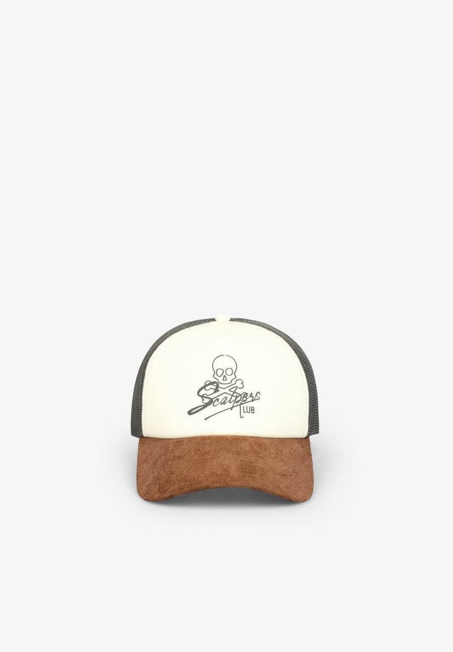 TRUCKER CAP WITH FRONT SKULL