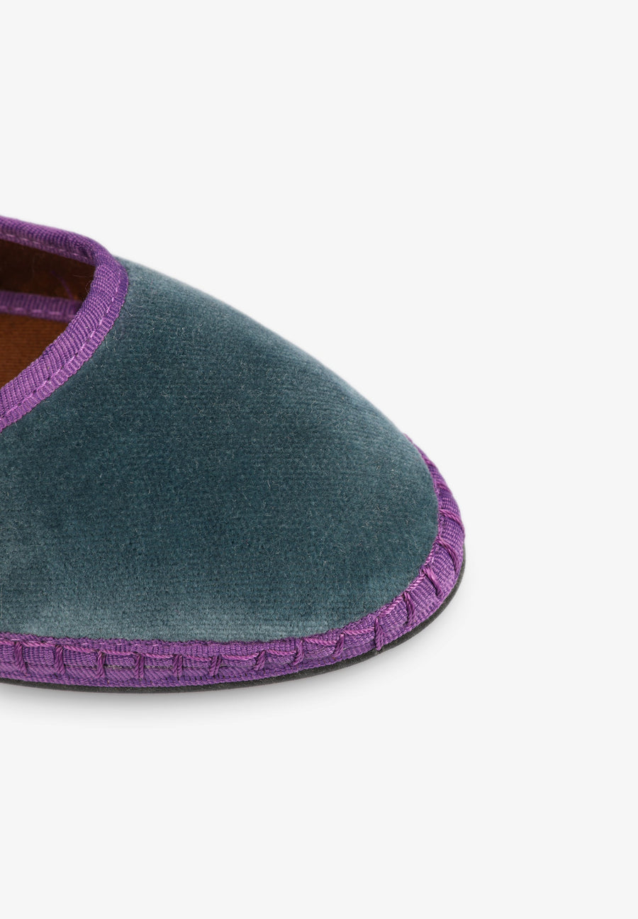 VELVET SLIPPERS WITH BUCKLE