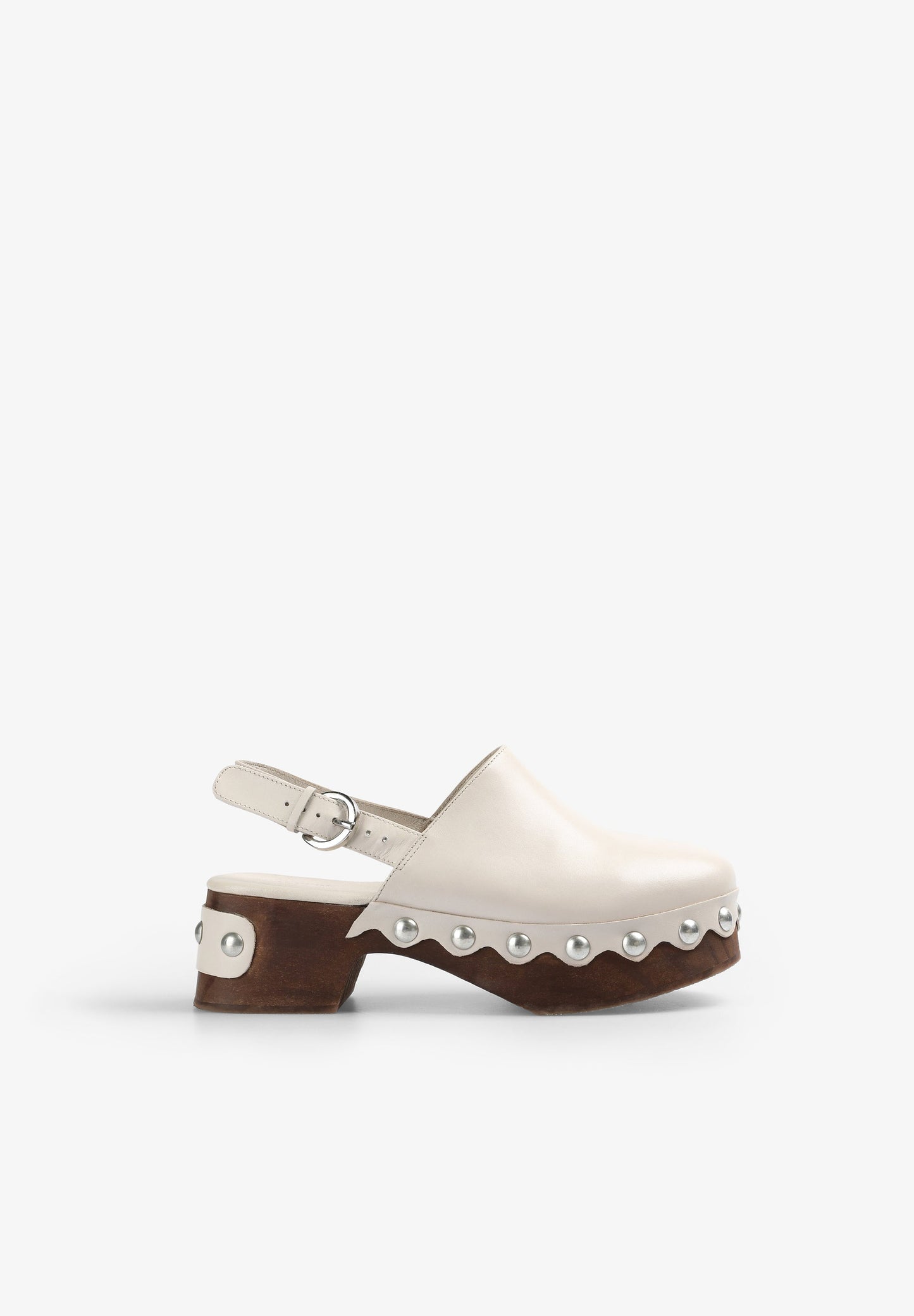 LEATHER CLOGS WITH STUDS