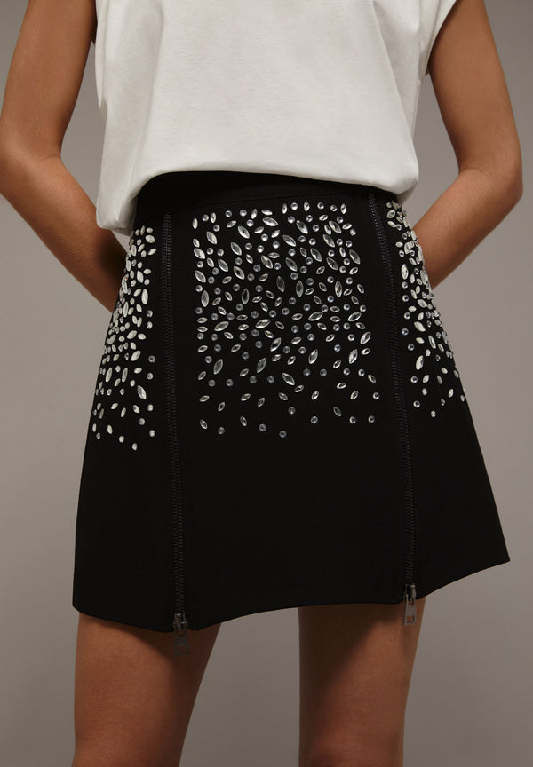 MINI SKIRT WITH GLASS DETAIL