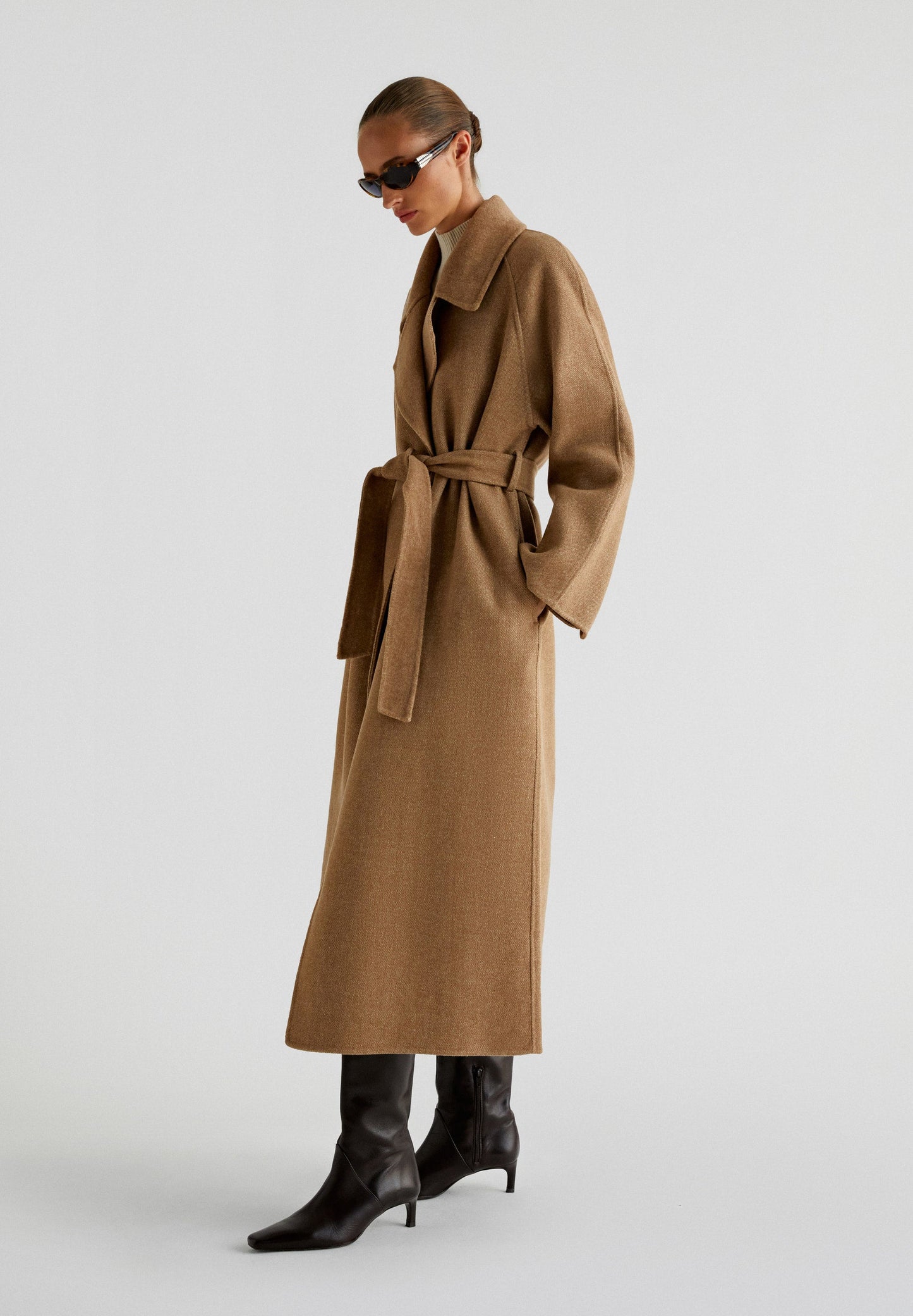 WOOL COAT WITH BELT