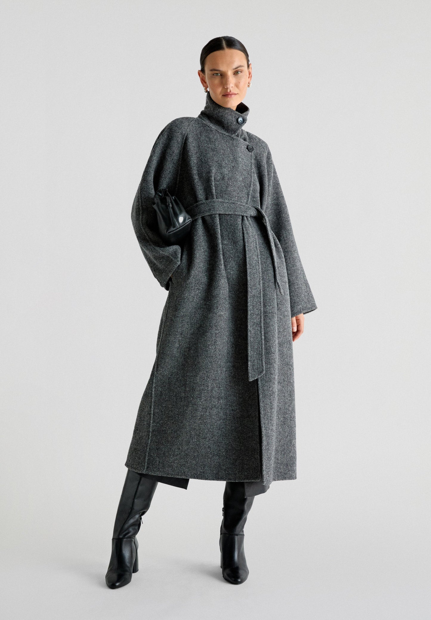 WOOL COAT WITH BELT