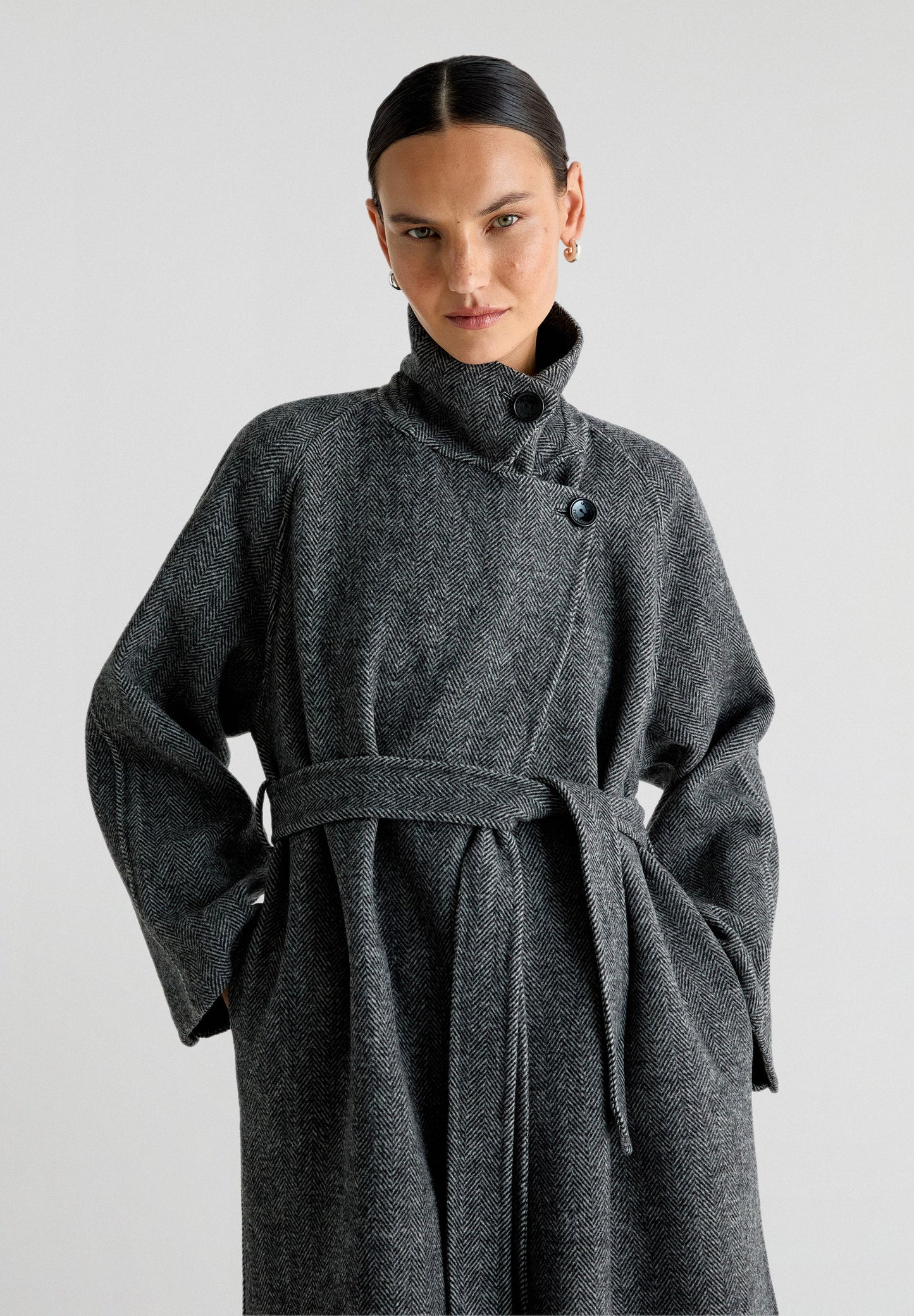 WOOL COAT WITH BELT