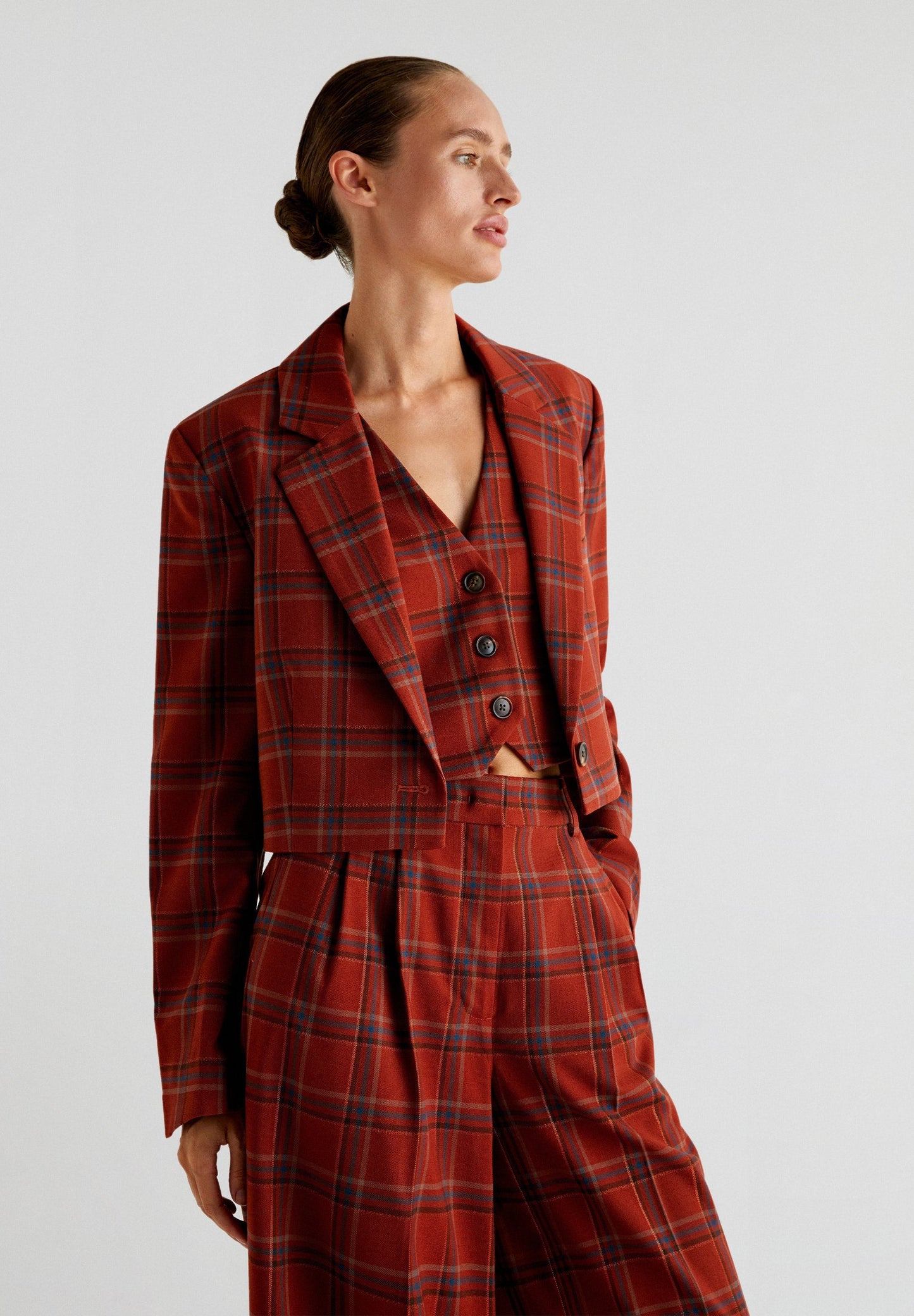 SHORT CHECKED BLAZER