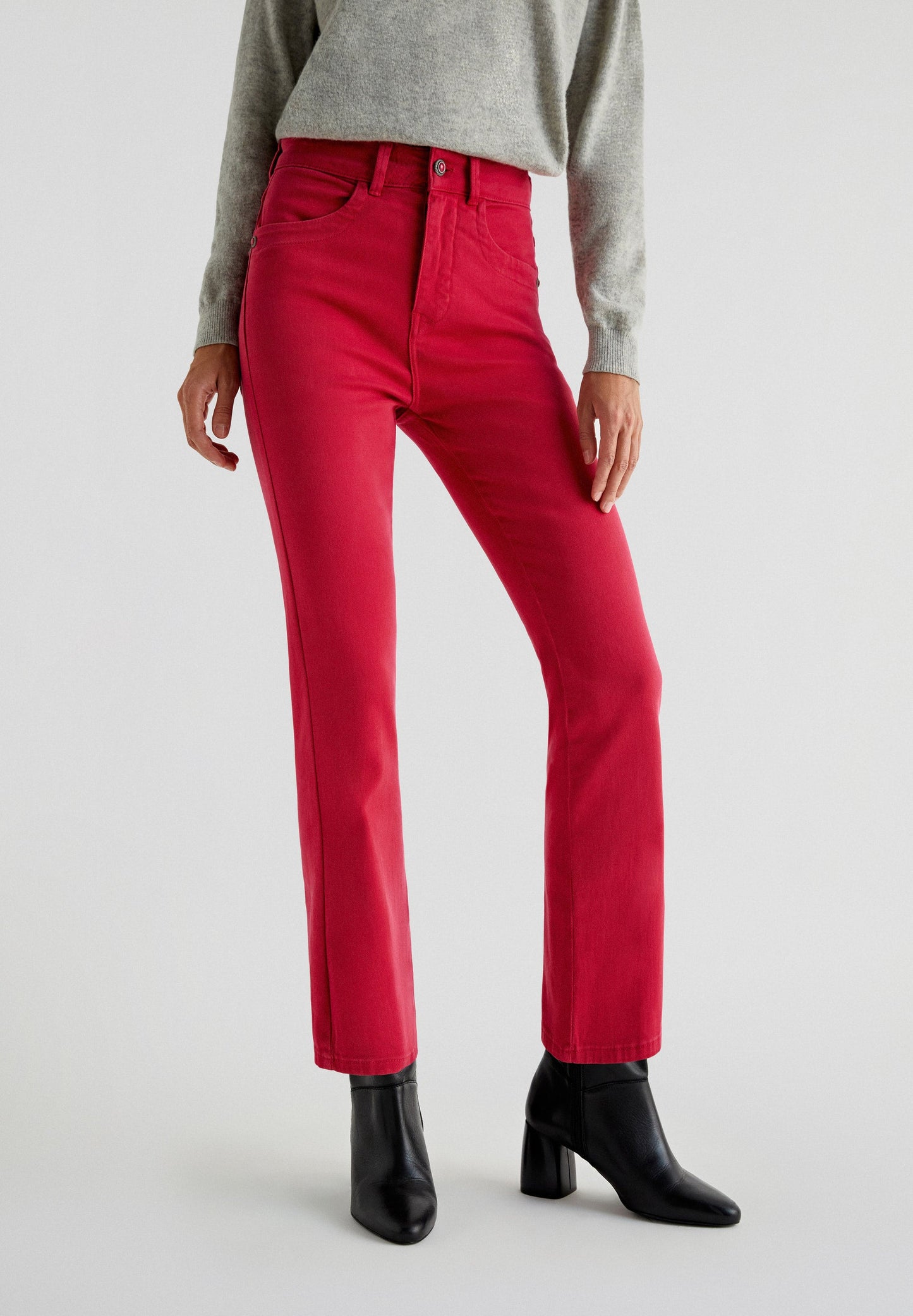 ANKLE FLARE JEANS