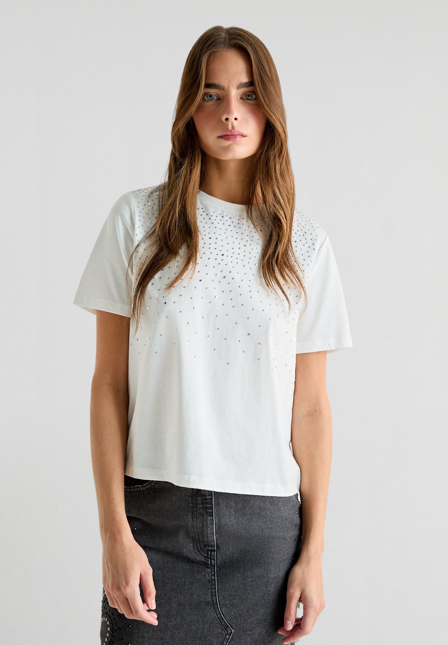 STUDDED T-SHIRT