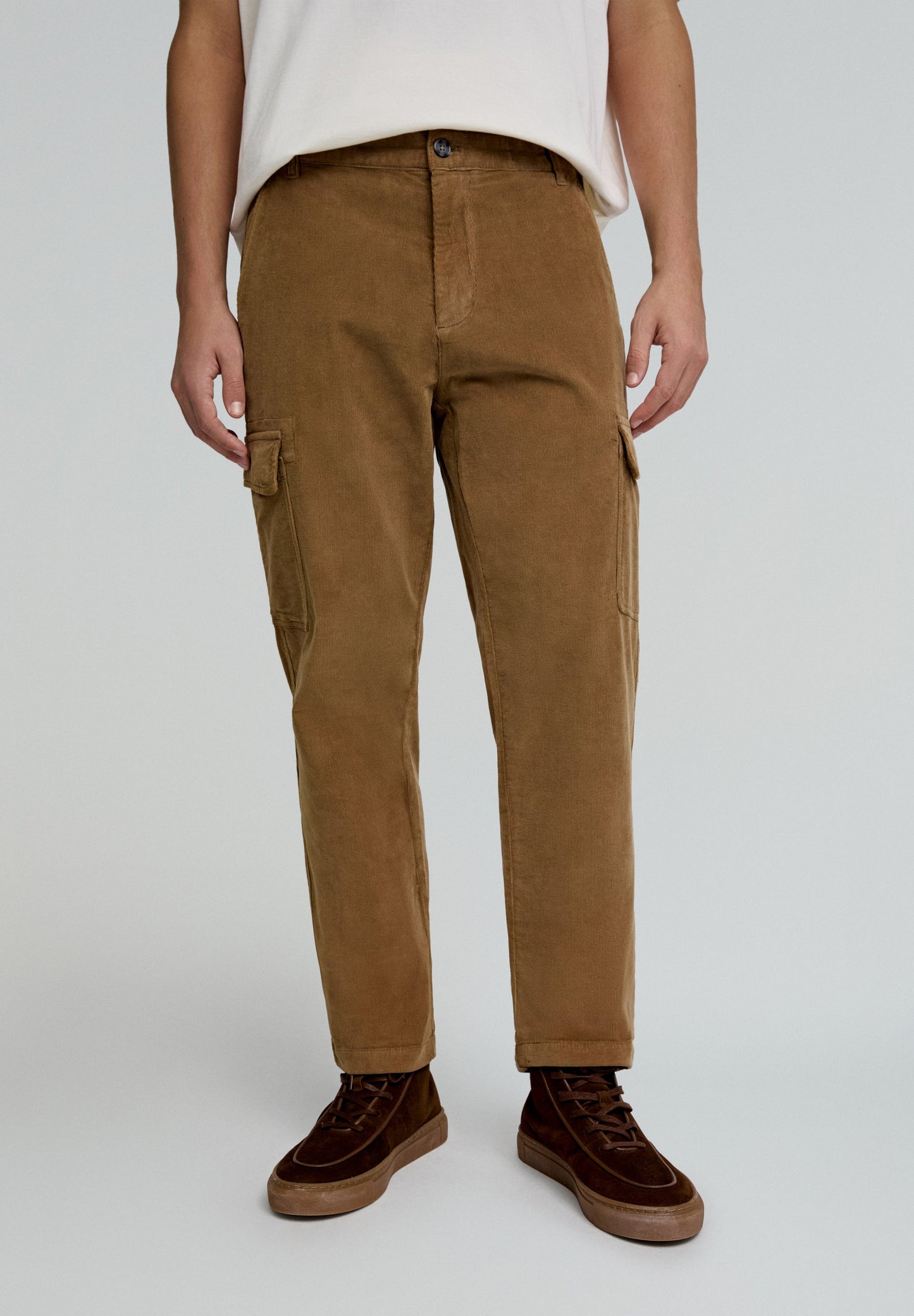 MODERN CORDUROY CARGO PANTS