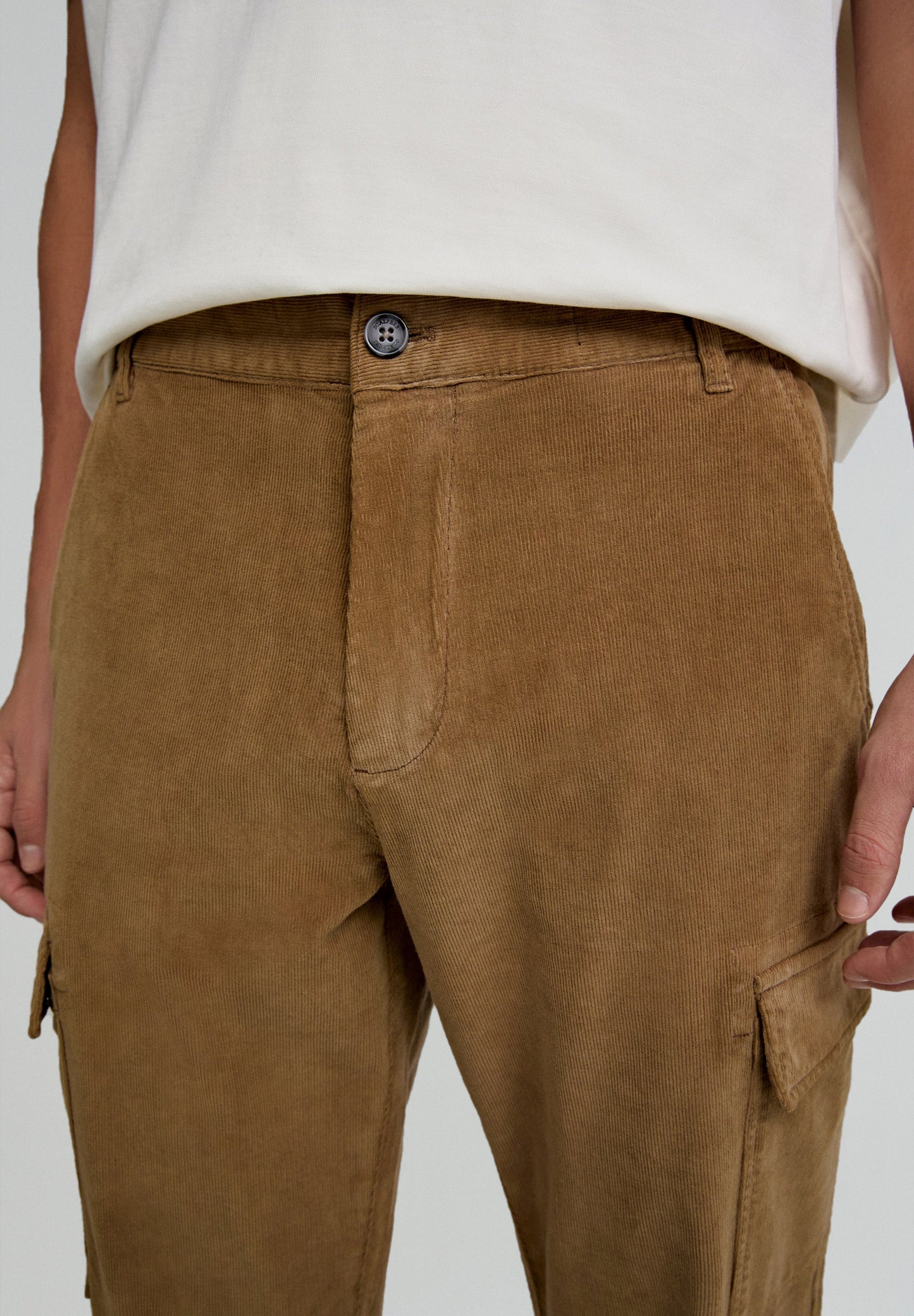 MODERN CORDUROY CARGO PANTS