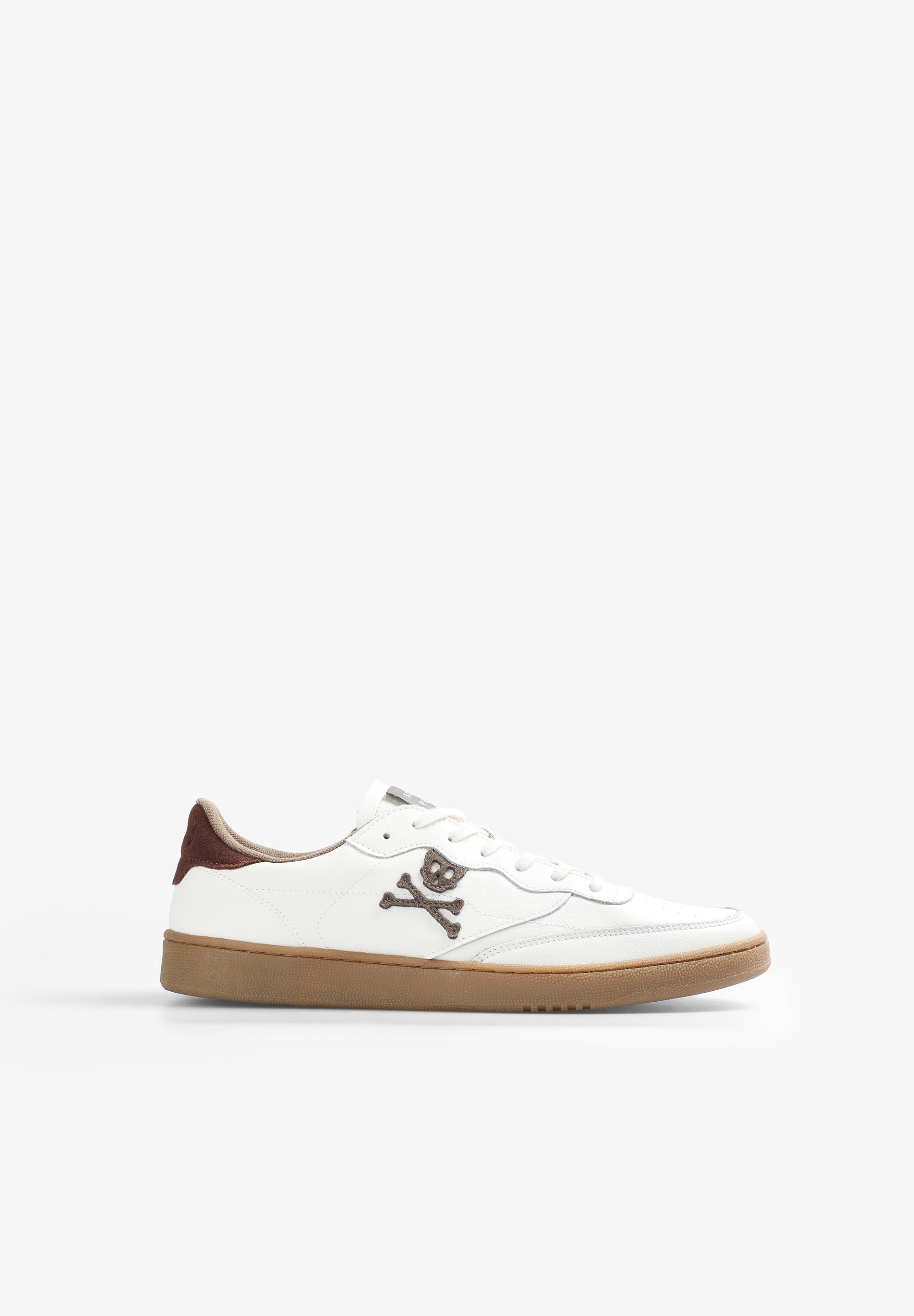 SNEAKERS WITH SIDE SKULL AND CLASSIC SOLE