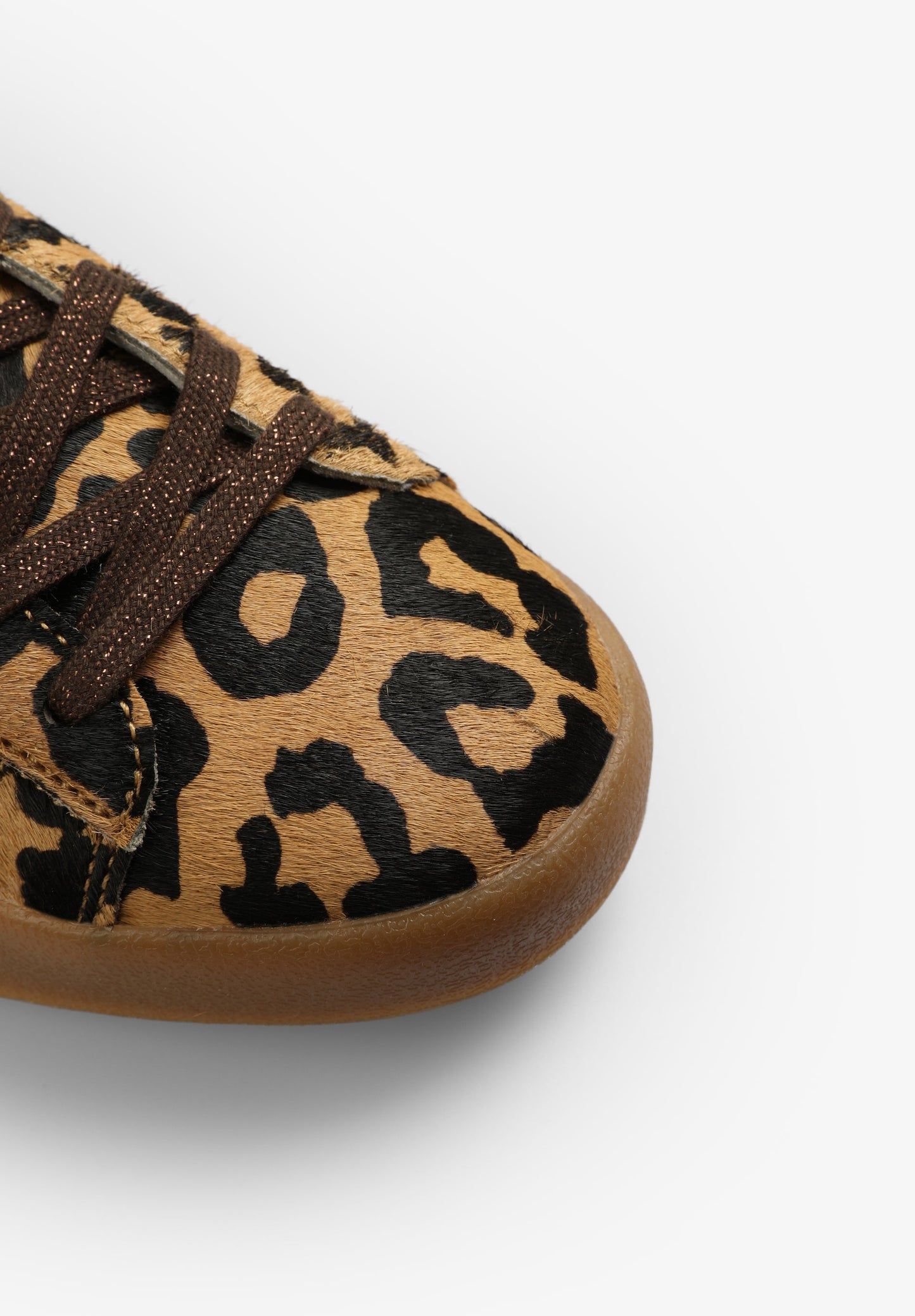 LOW TOP ANIMAL PRINT SNEAKERS