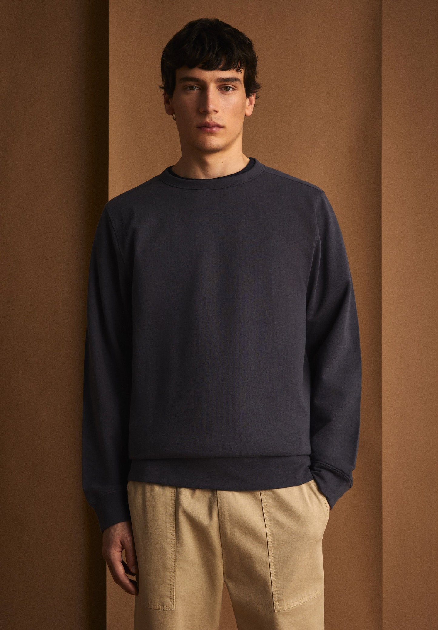 PREMIUM LIGHTWEIGHT SWEATSHIRT