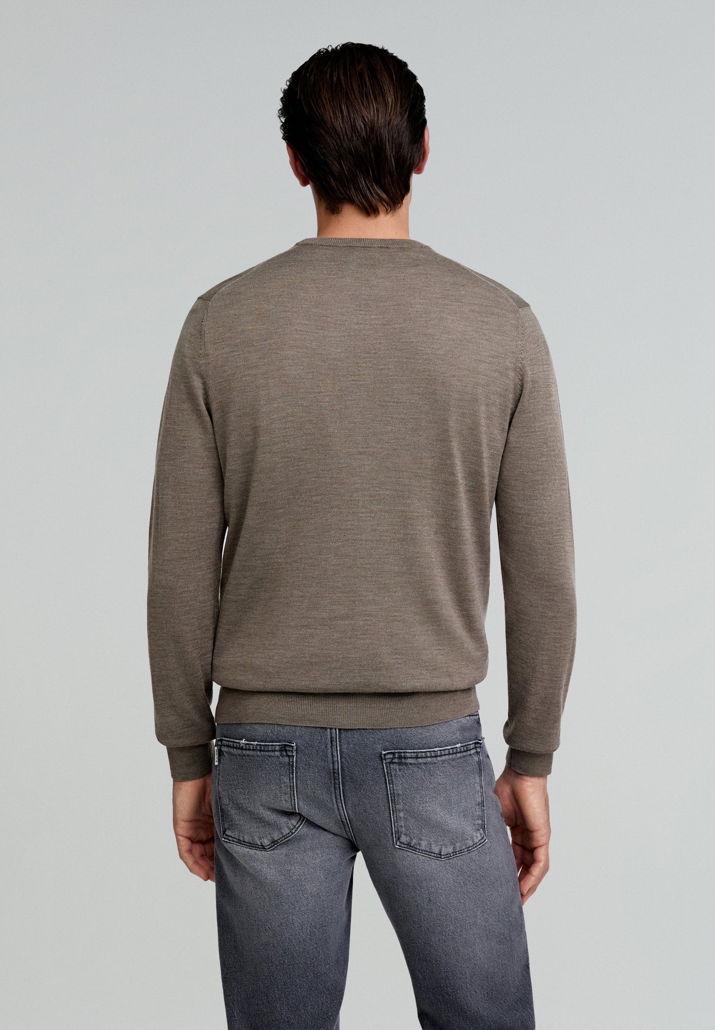 WOOL ROUND NECK SWEATER