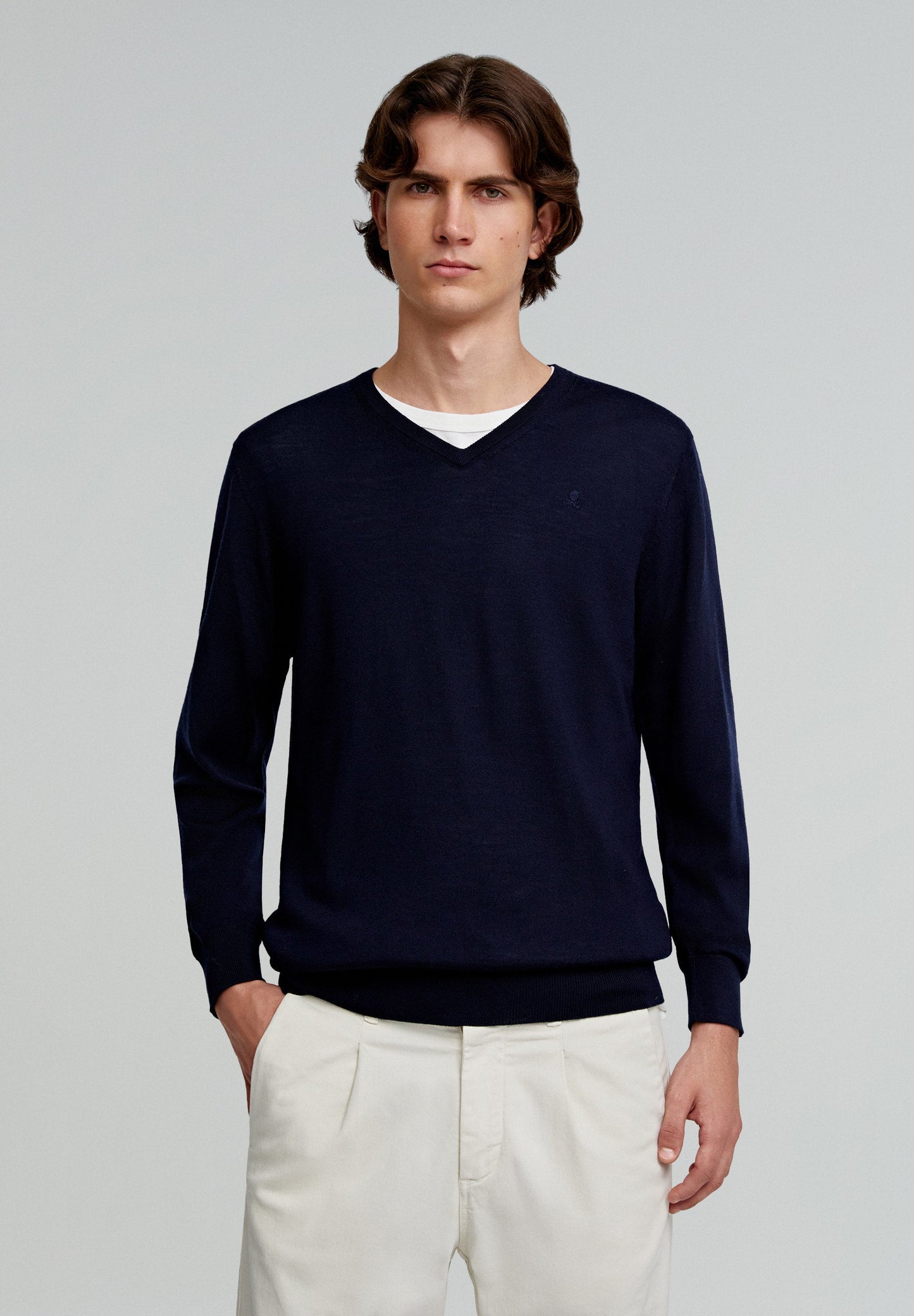 V-NECK WOOL SWEATER